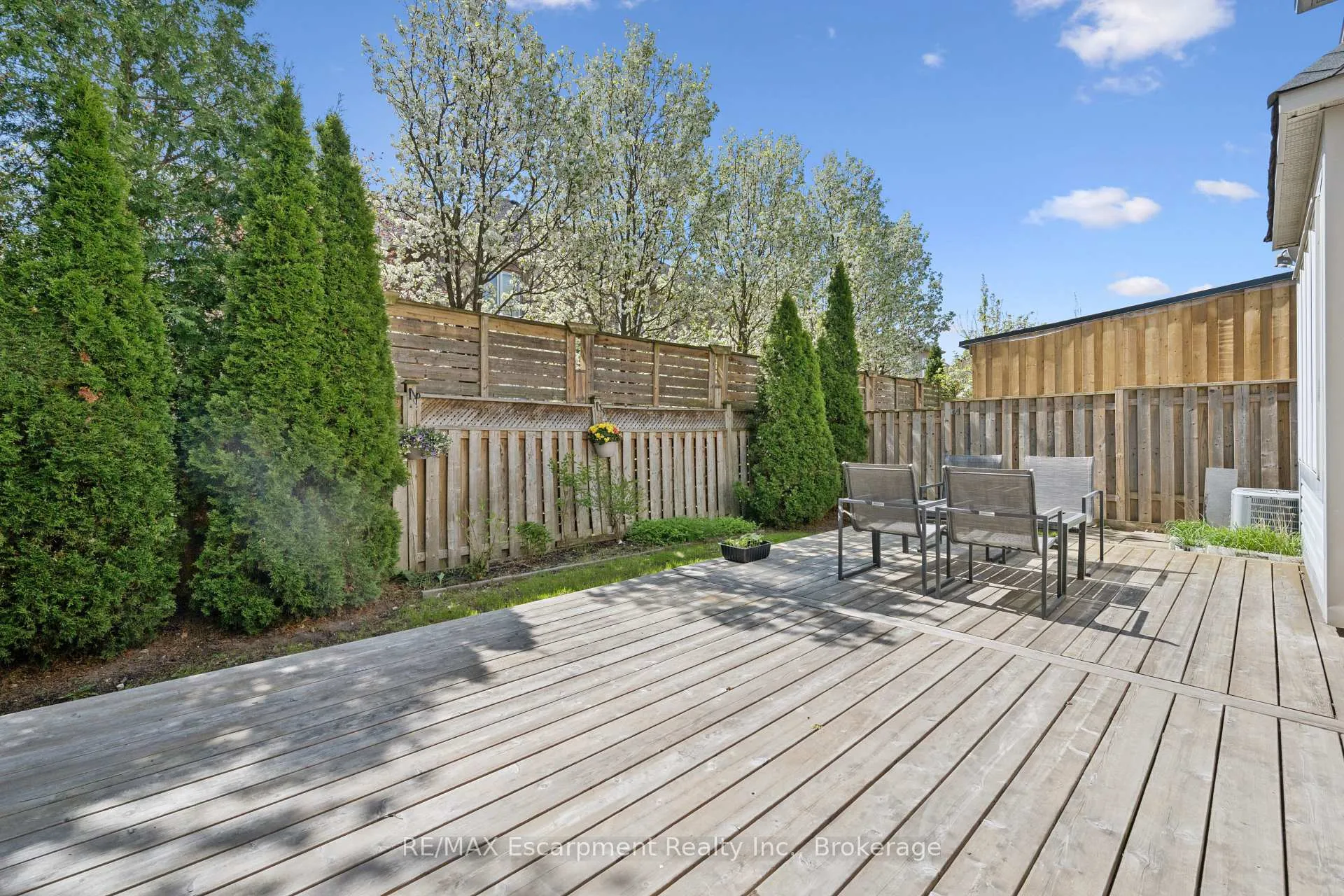 Photo 30 of 5360 Dryden Avenue, Burlington, Orchard — HOMEH