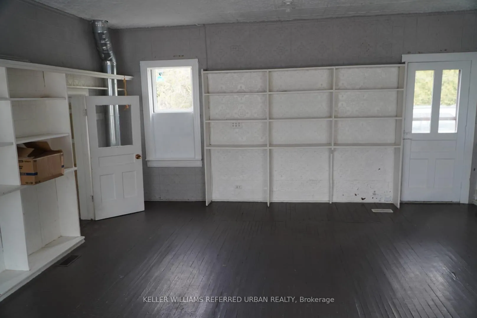 Photo 7 of 1004 Brock Road, Frontenac, Frontenac Centre — HOMEH