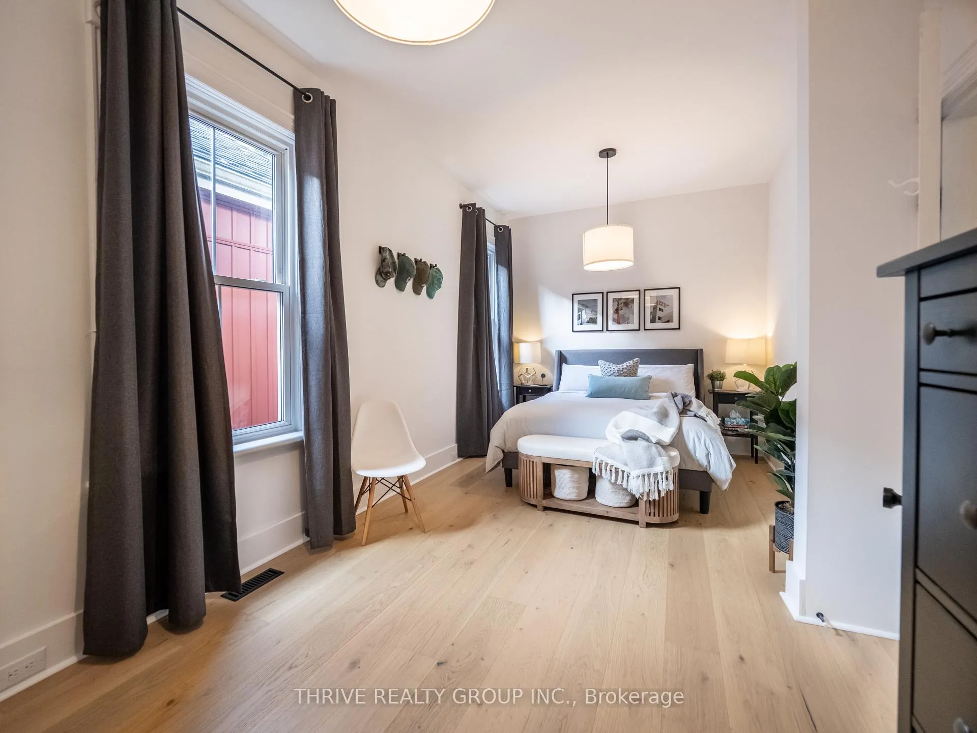 Photo 17 of 12 Arthur Street, London, East F — HOMEH