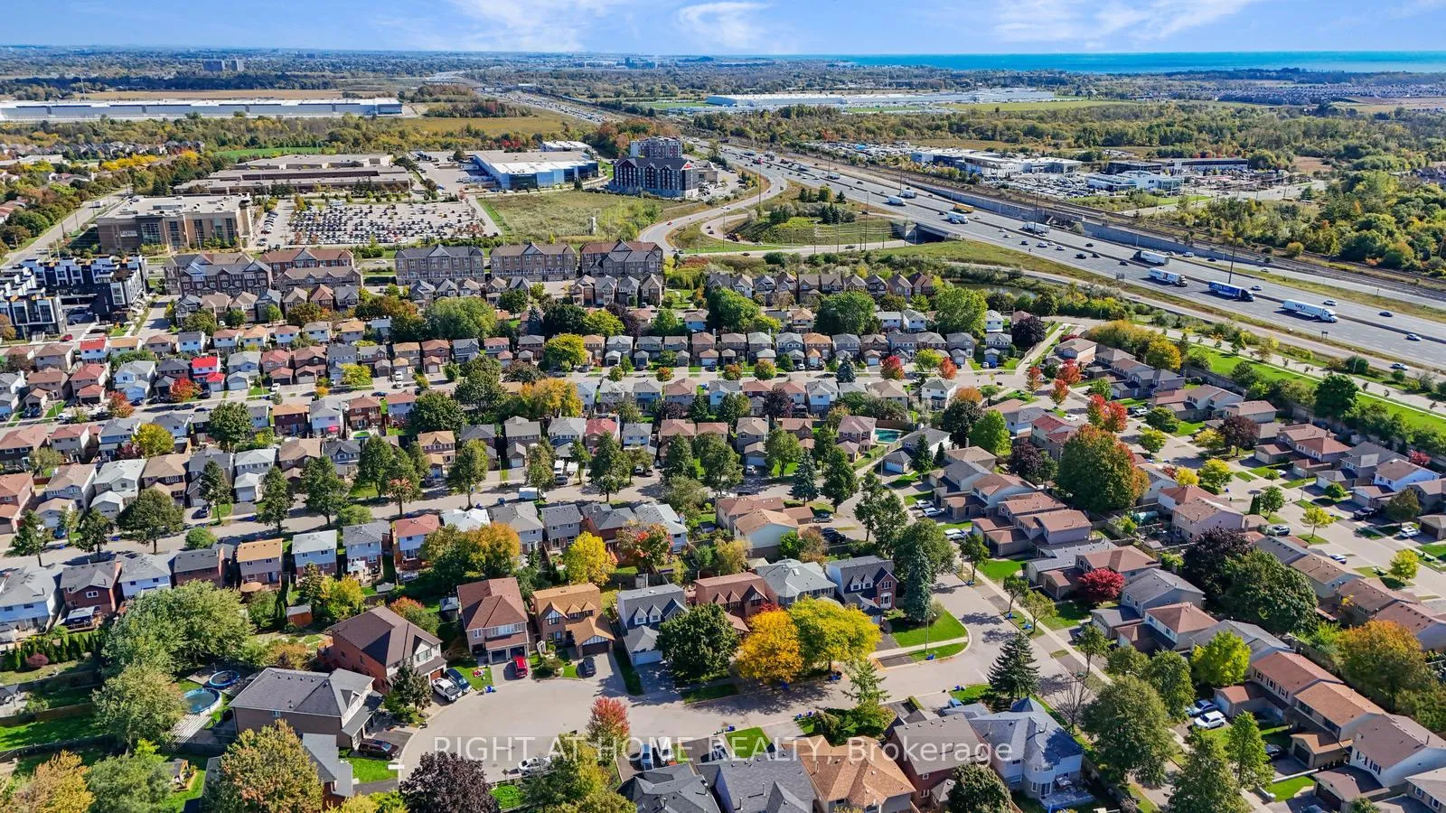 Photo 6 of 52 Dobson Drive, Ajax, Central — HOMEH