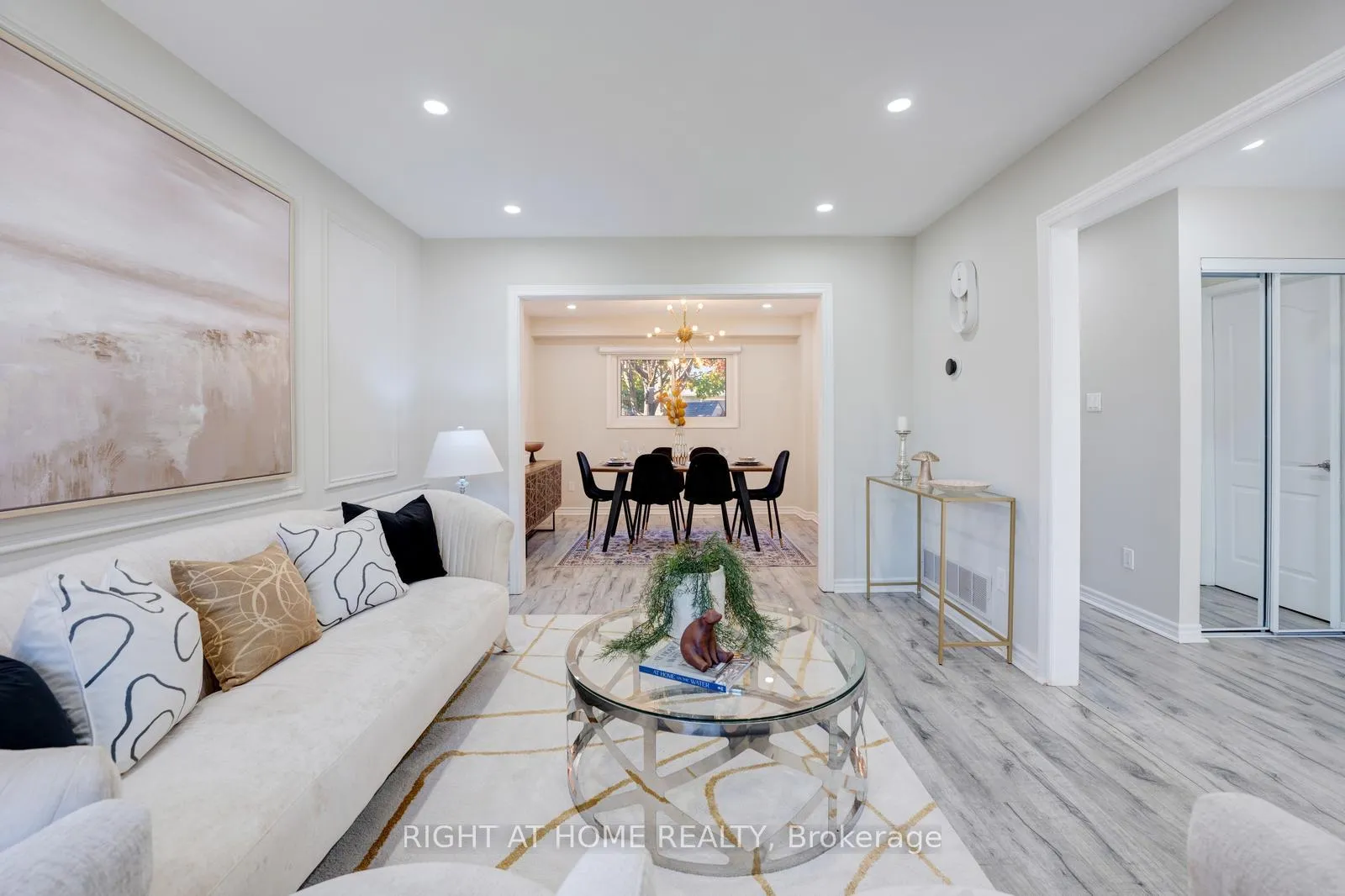 Photo 17 of 52 Dobson Drive, Ajax, Central — HOMEH