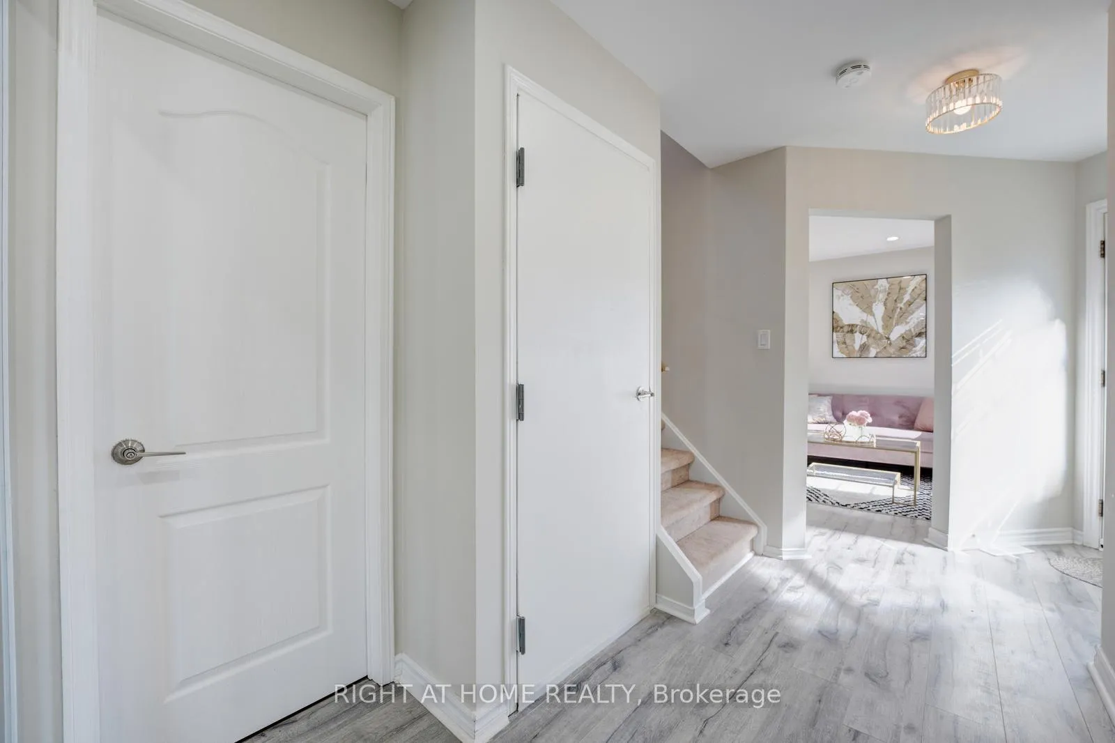 Photo 24 of 52 Dobson Drive, Ajax, Central — HOMEH
