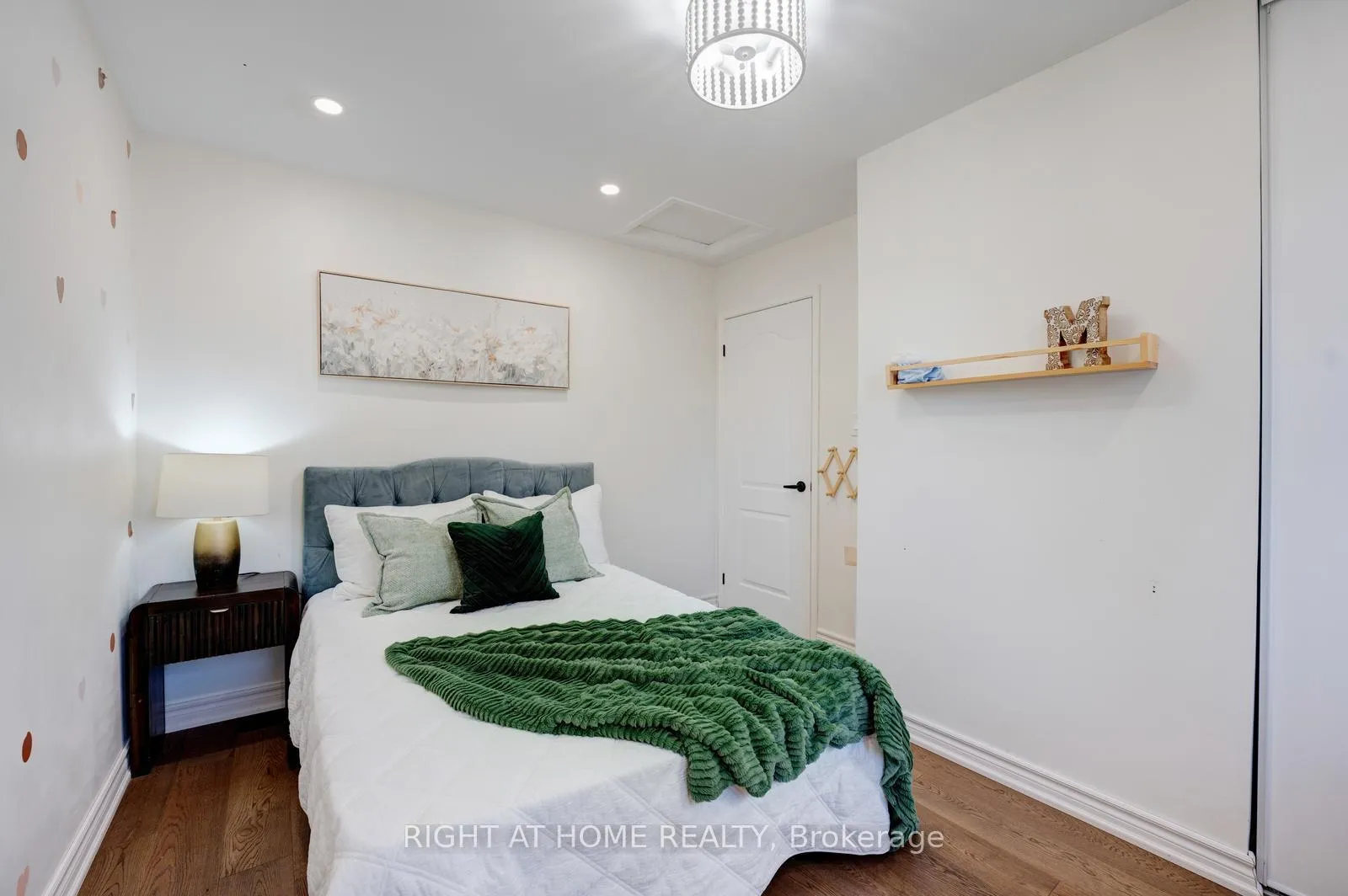 Photo 29 of 52 Dobson Drive, Ajax, Central — HOMEH