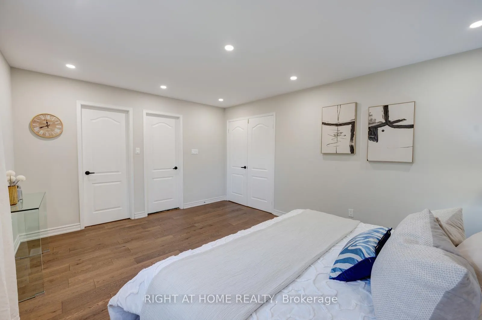 Photo 33 of 52 Dobson Drive, Ajax, Central — HOMEH