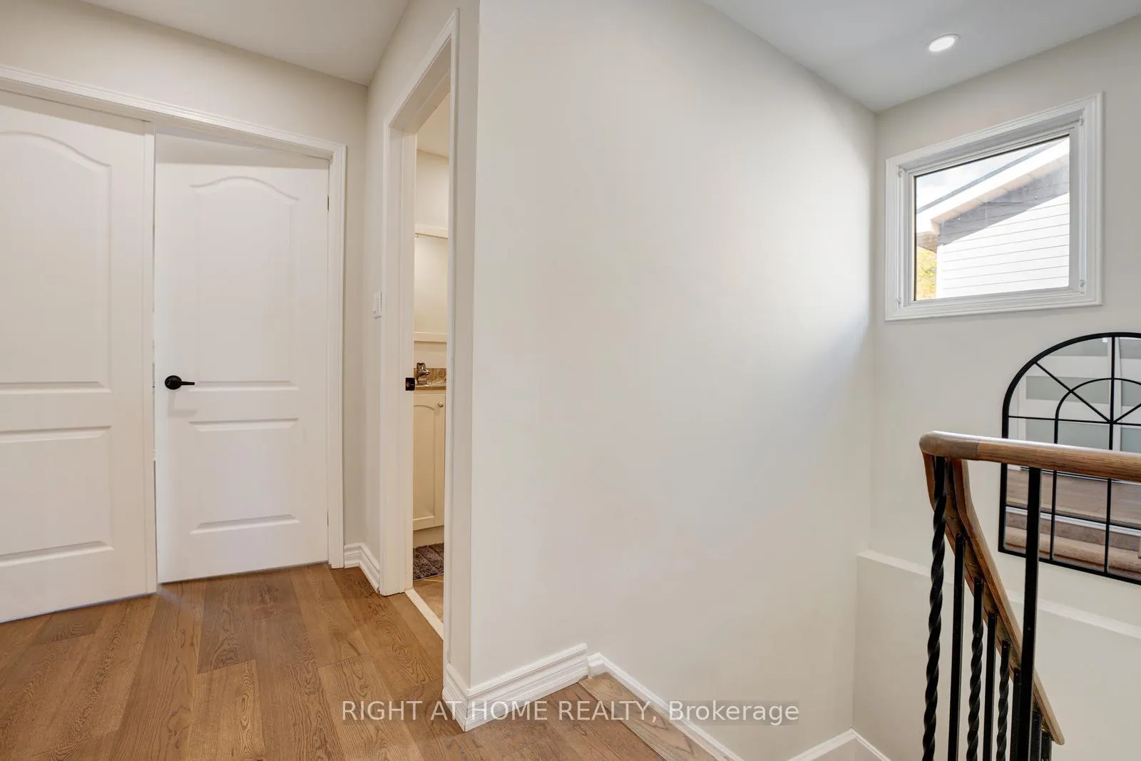 Photo 37 of 52 Dobson Drive, Ajax, Central — HOMEH