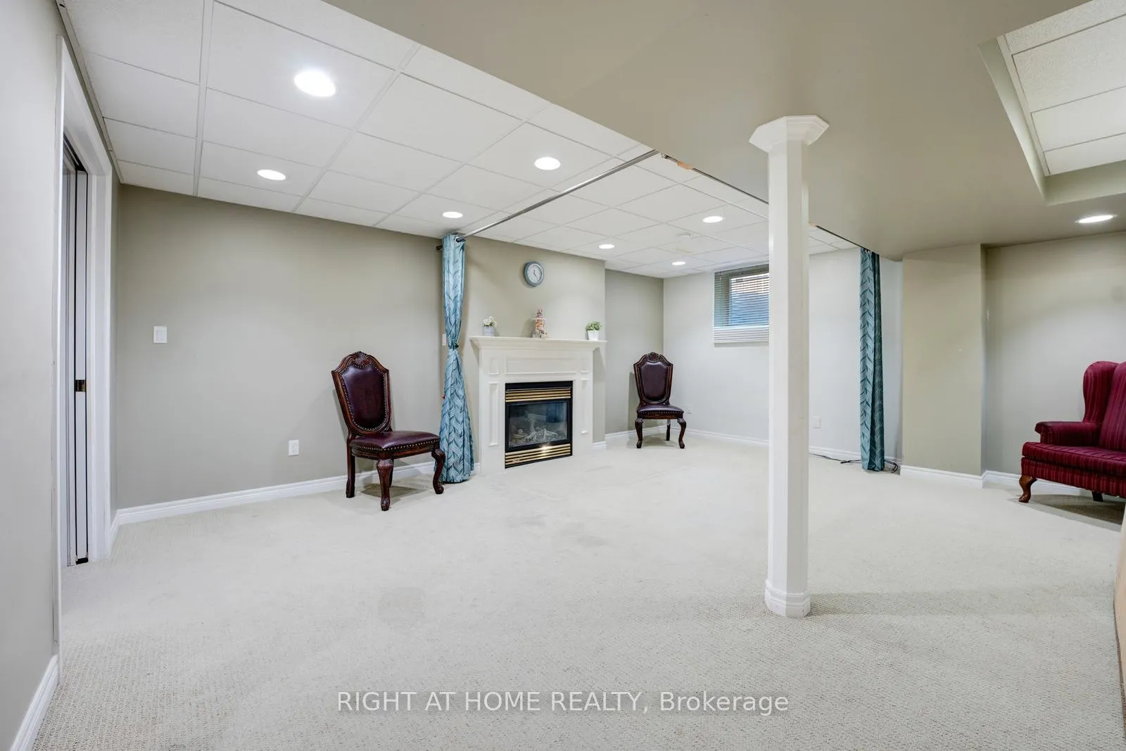 Photo 44 of 52 Dobson Drive, Ajax, Central — HOMEH