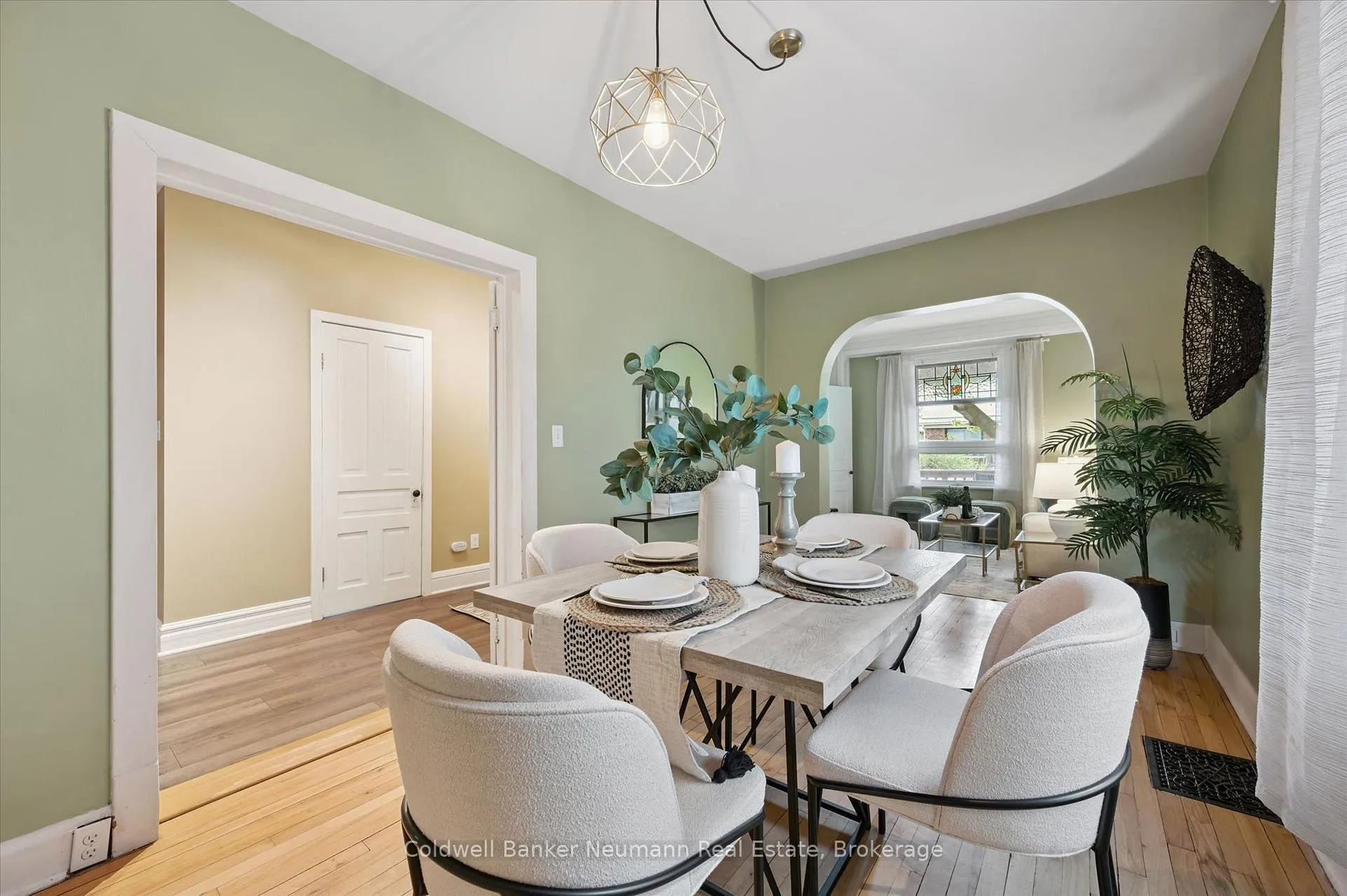Photo 9 of 30 Huron Street, Guelph, St. Patrick's Ward — HOMEH