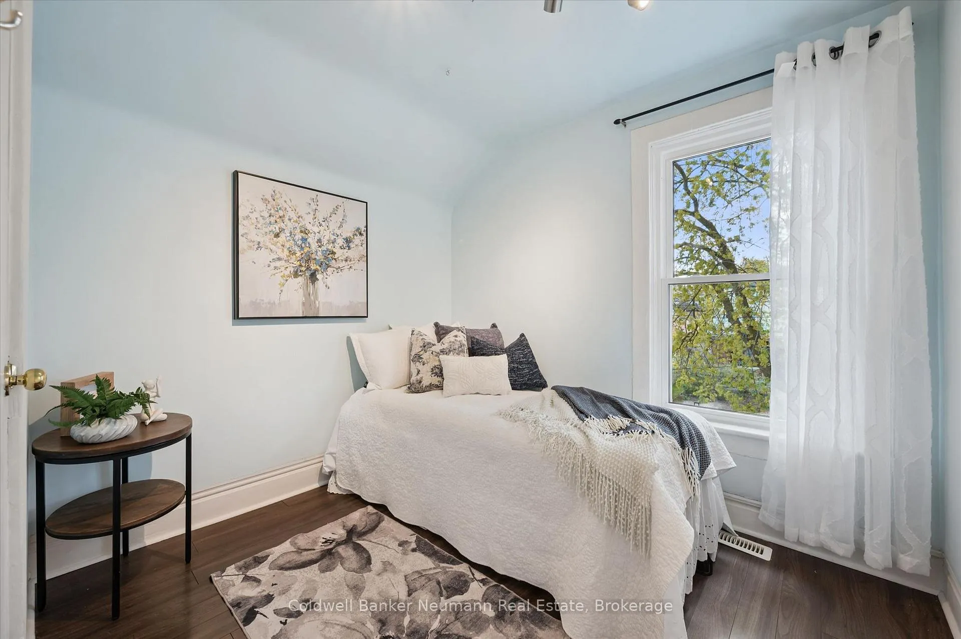 Photo 17 of 30 Huron Street, Guelph, St. Patrick's Ward — HOMEH
