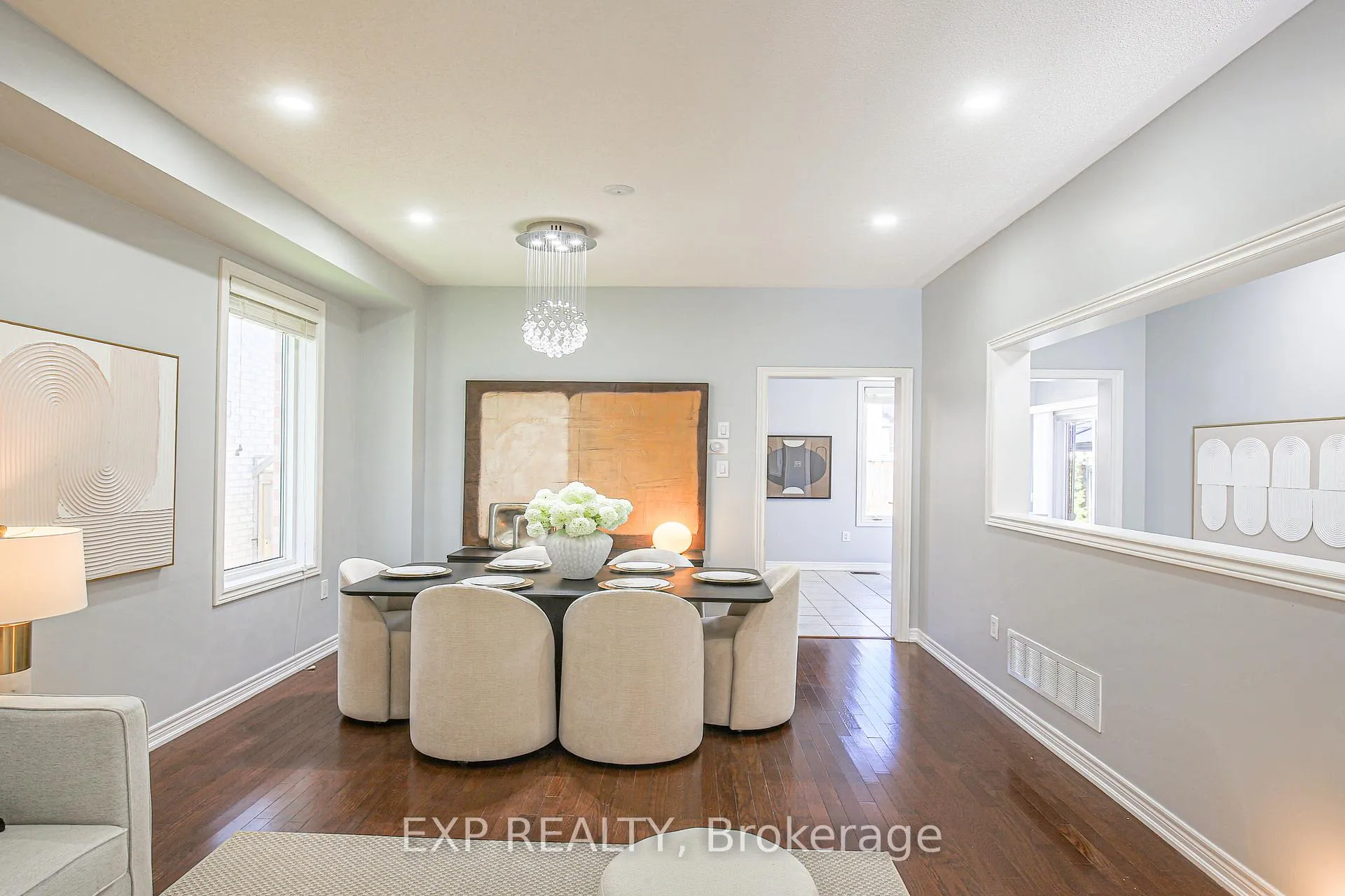 Photo 3 of 67 Pineforest Place, Markham, Wismer — HOMEH