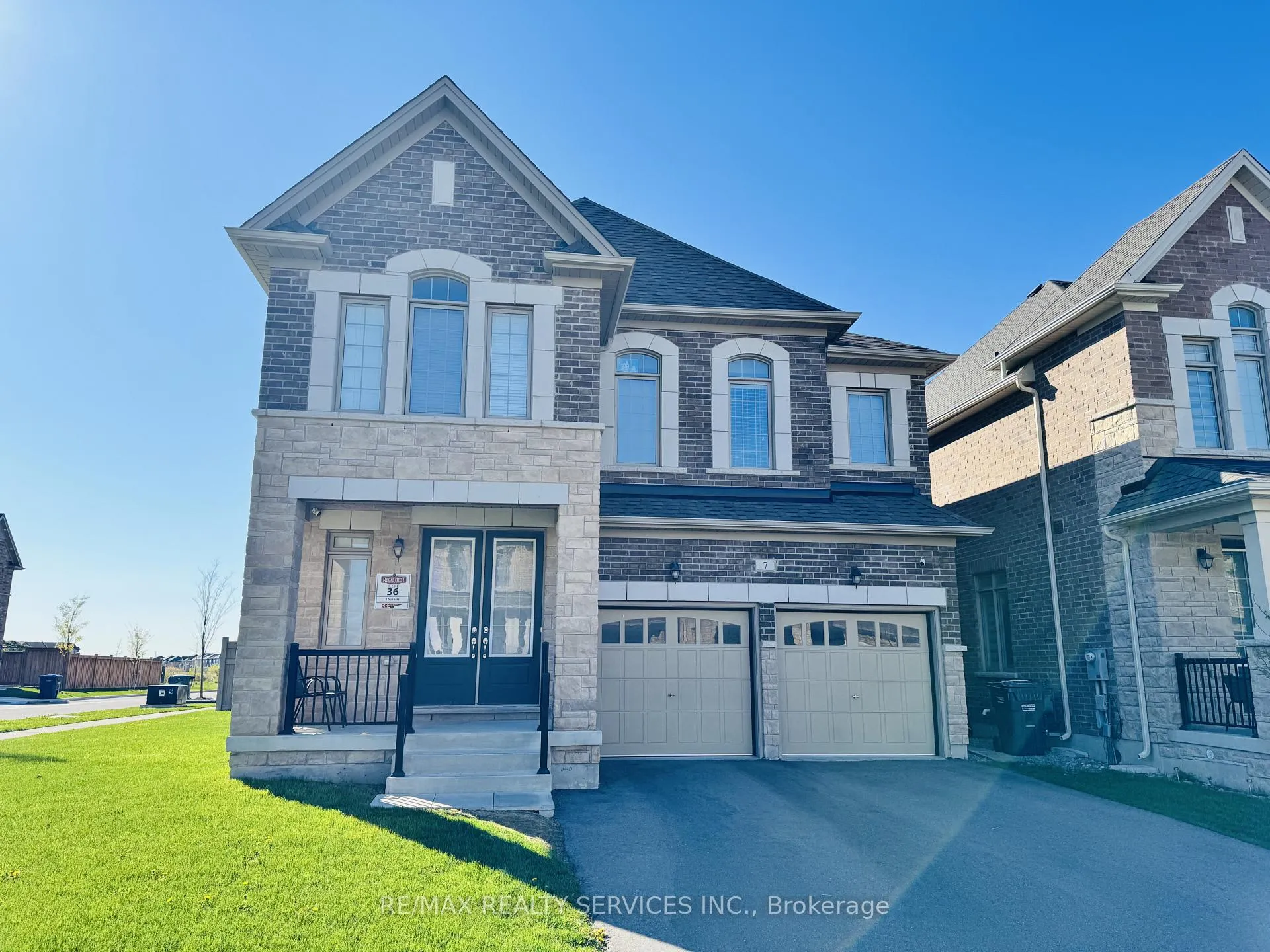 Photo 1 of 7 Zeus Gate, Brampton, Sandringham-Wellington North — HOMEH