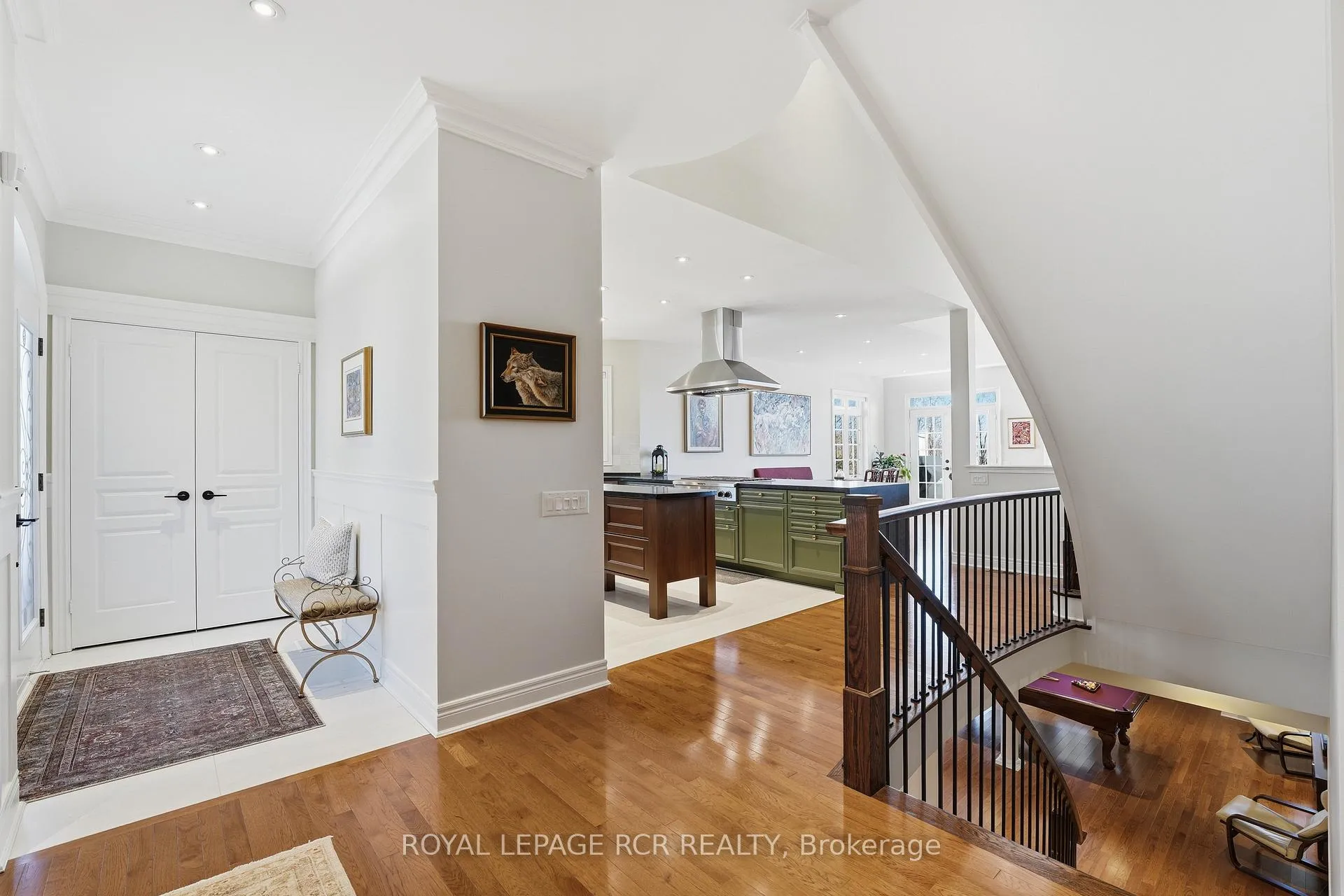 Photo 3 of Unit 88, 6 Danbrook Court, Aurora, Aurora Estates — HOMEH