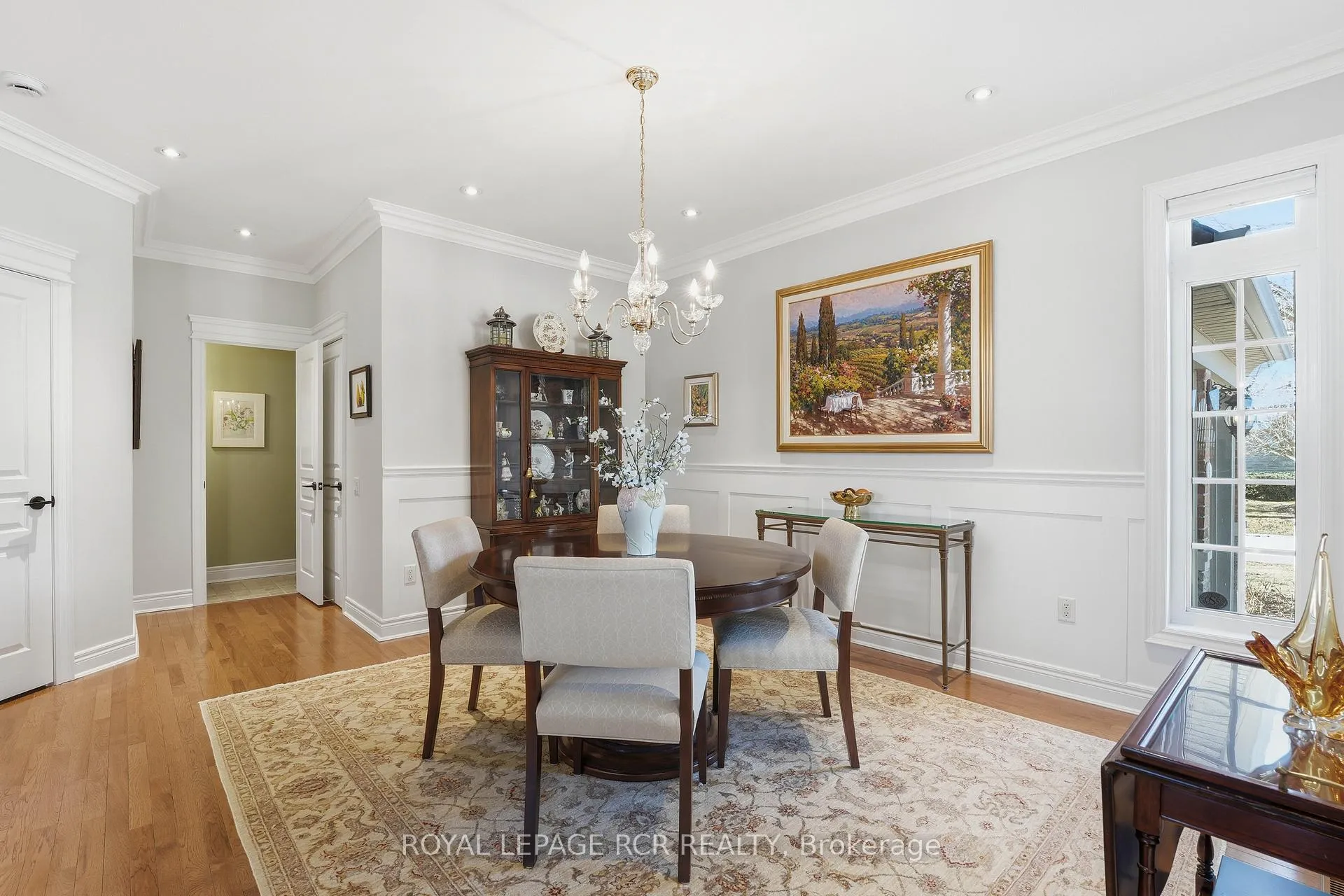 Photo 5 of Unit 88, 6 Danbrook Court, Aurora, Aurora Estates — HOMEH