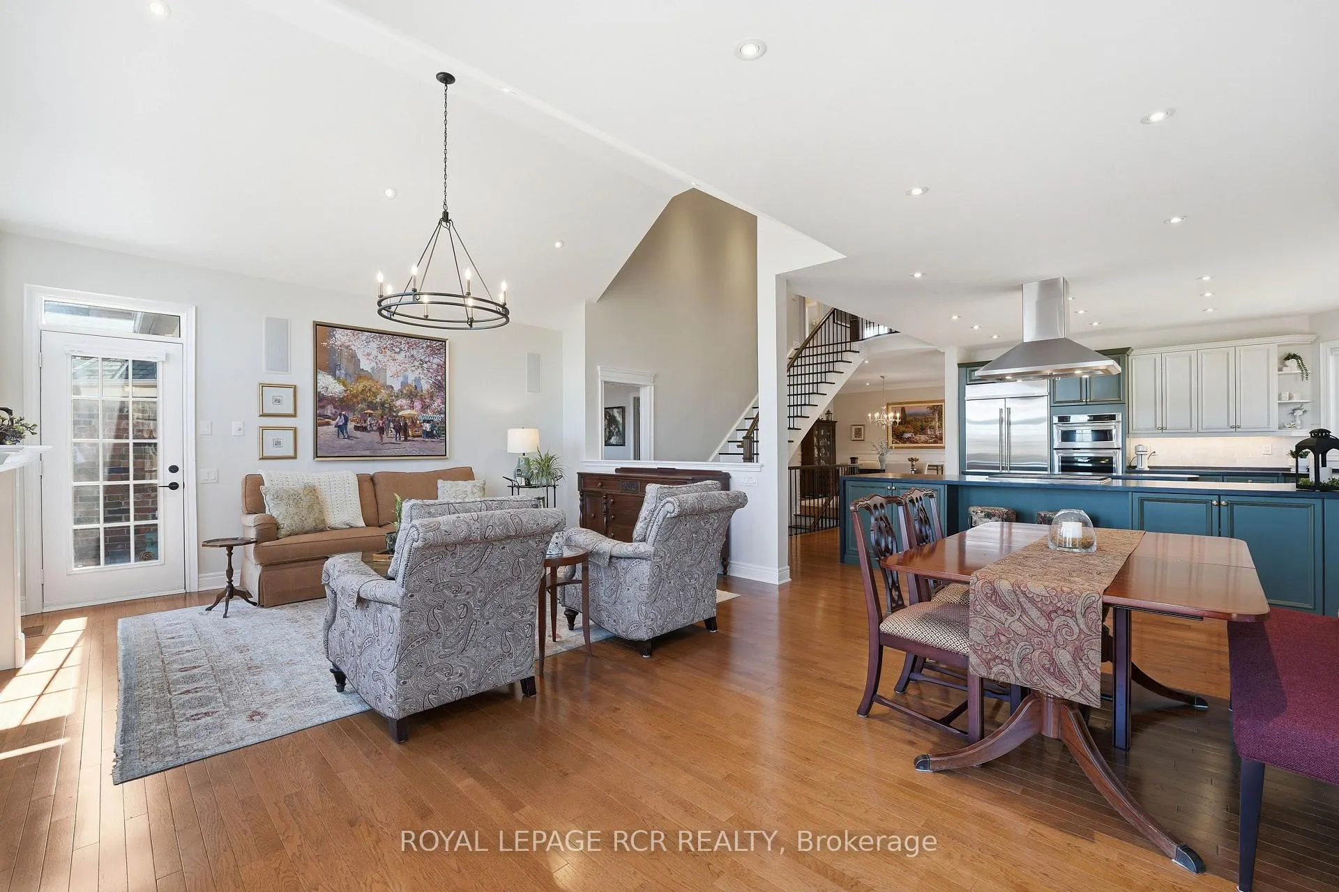 Photo 11 of Unit 88, 6 Danbrook Court, Aurora, Aurora Estates — HOMEH