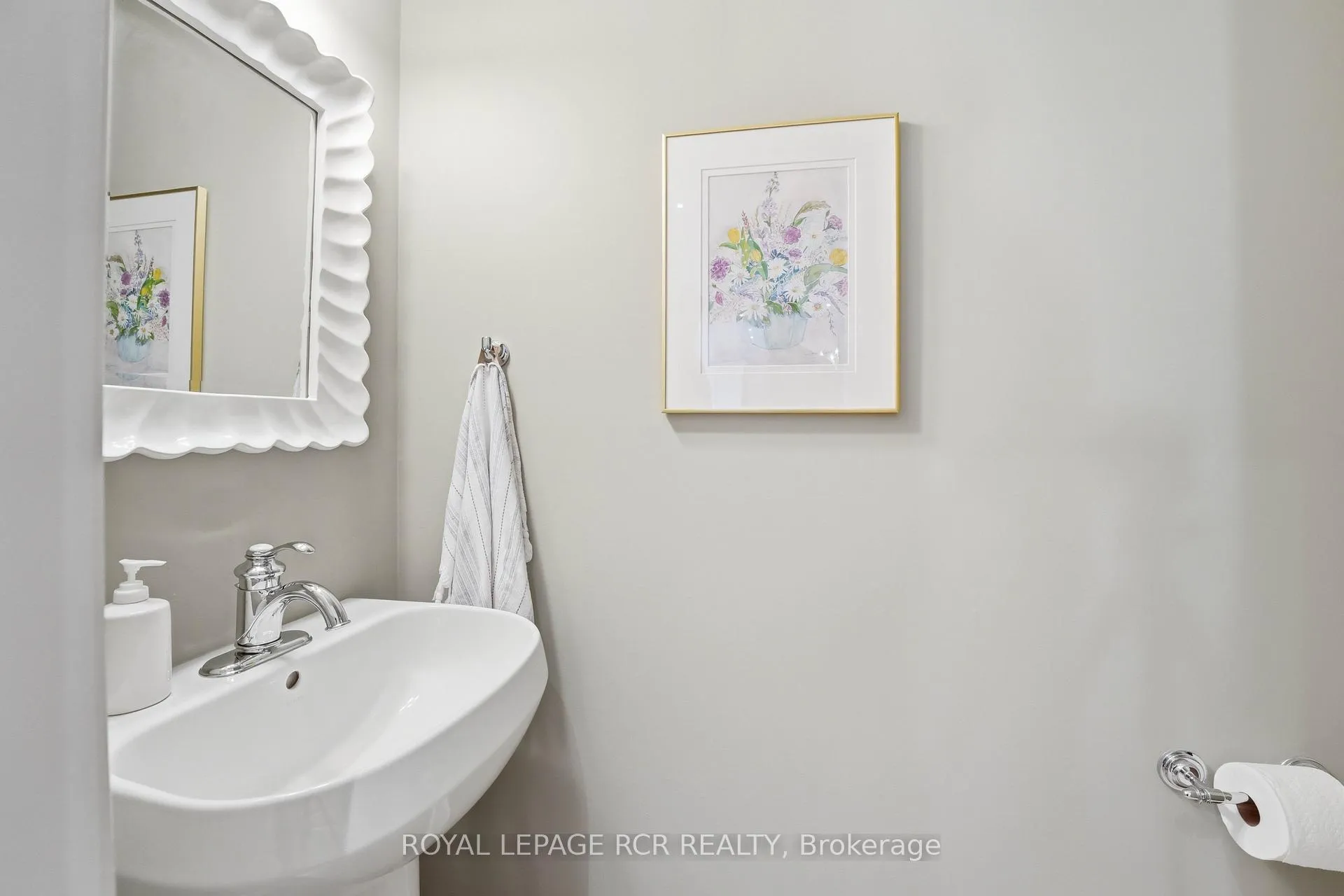 Photo 13 of Unit 88, 6 Danbrook Court, Aurora, Aurora Estates — HOMEH