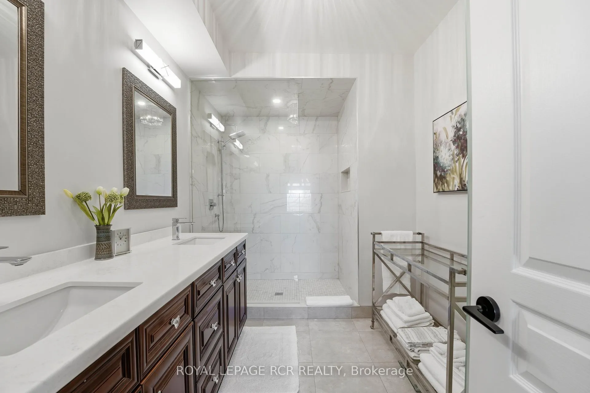Photo 18 of Unit 88, 6 Danbrook Court, Aurora, Aurora Estates — HOMEH
