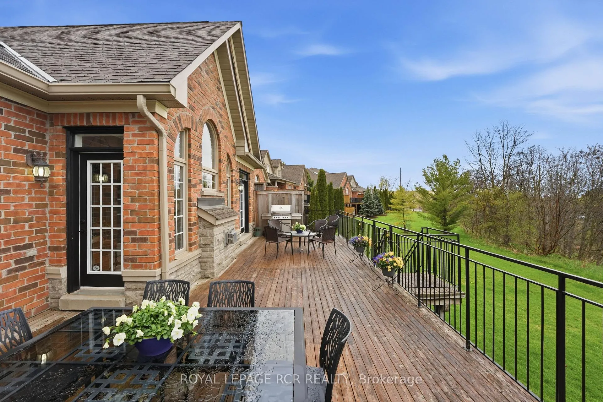 Photo 39 of Unit 88, 6 Danbrook Court, Aurora, Aurora Estates — HOMEH