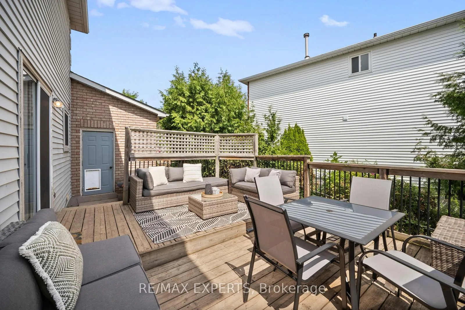 Photo 25 of 11 Penton Drive, Barrie, West Bayfield — HOMEH