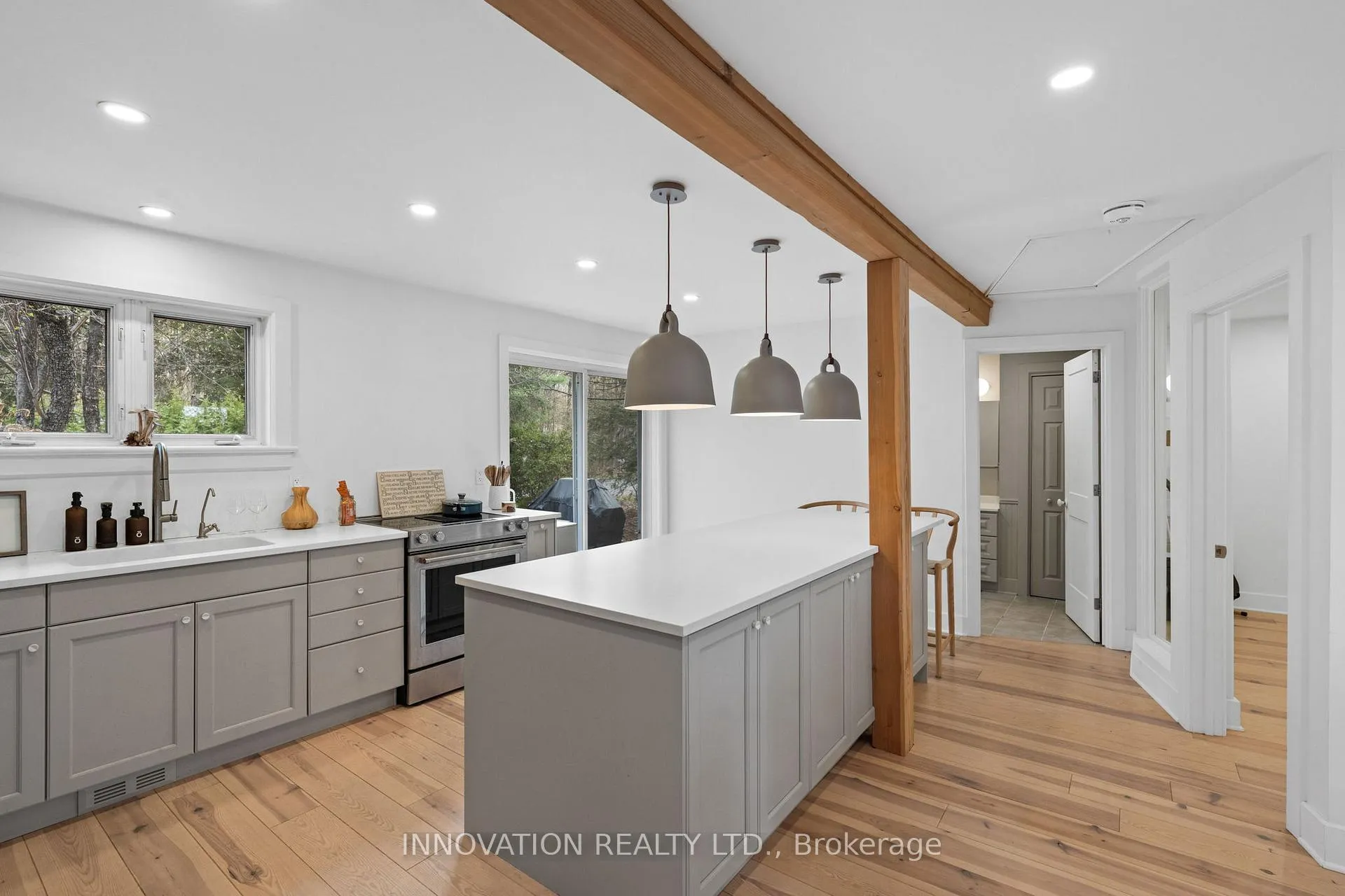 Photo 12 of 300 Riverwood Drive, Ottawa, Woodlawn/Maclarens Landing/Kilmaurs — HOMEH
