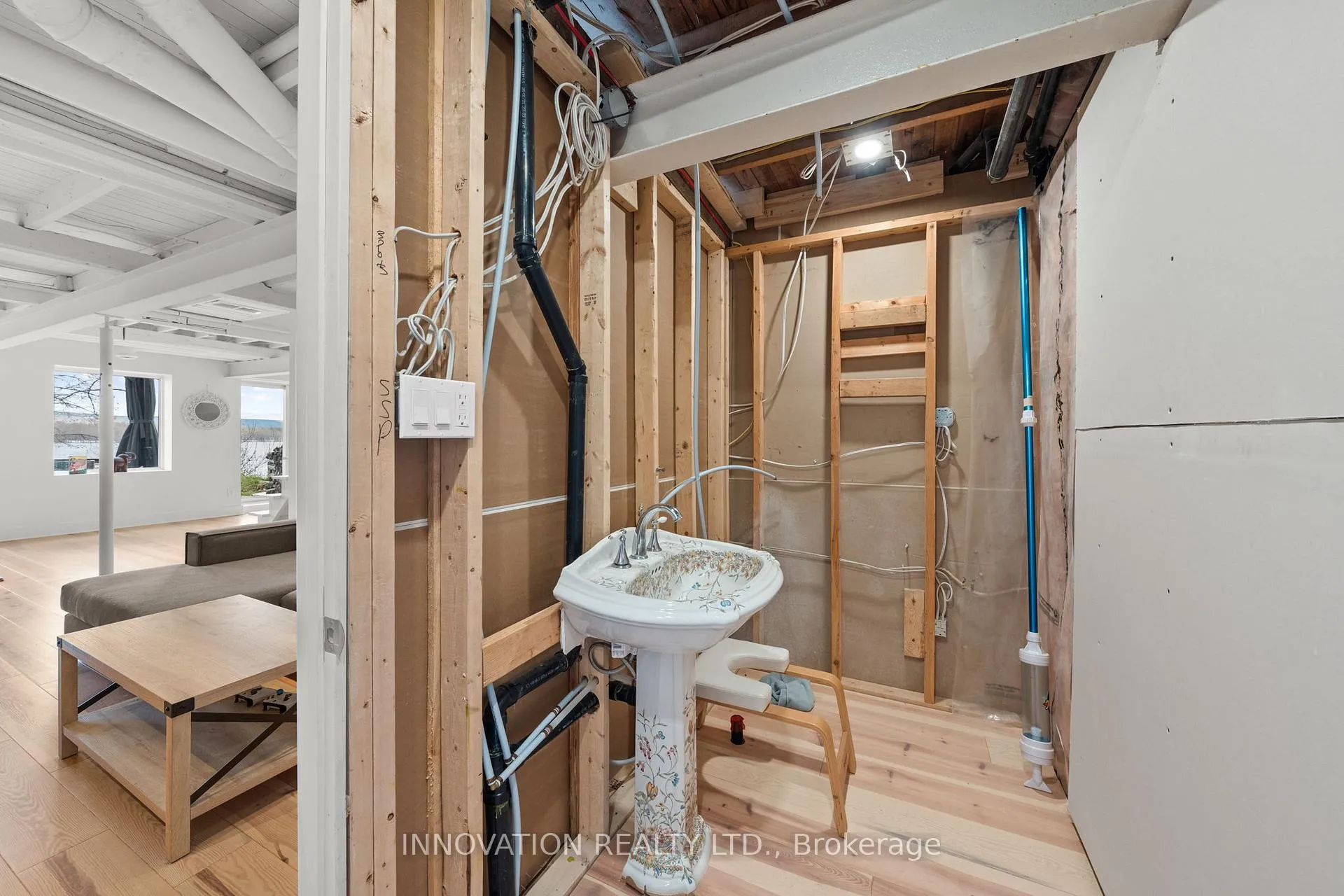 Photo 36 of 300 Riverwood Drive, Ottawa, Woodlawn/Maclarens Landing/Kilmaurs — HOMEH