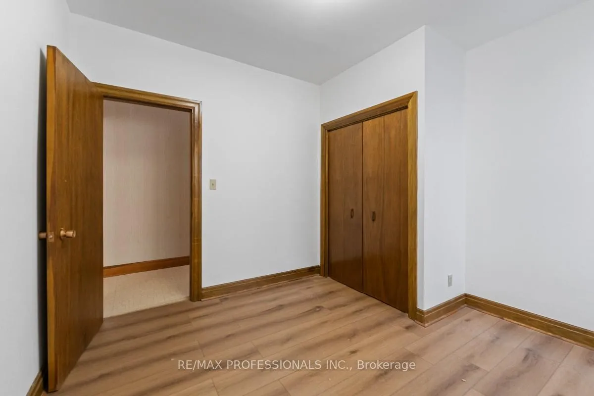 Photo 15 of 328 Donlands Avenue, Toronto, East York — HOMEH