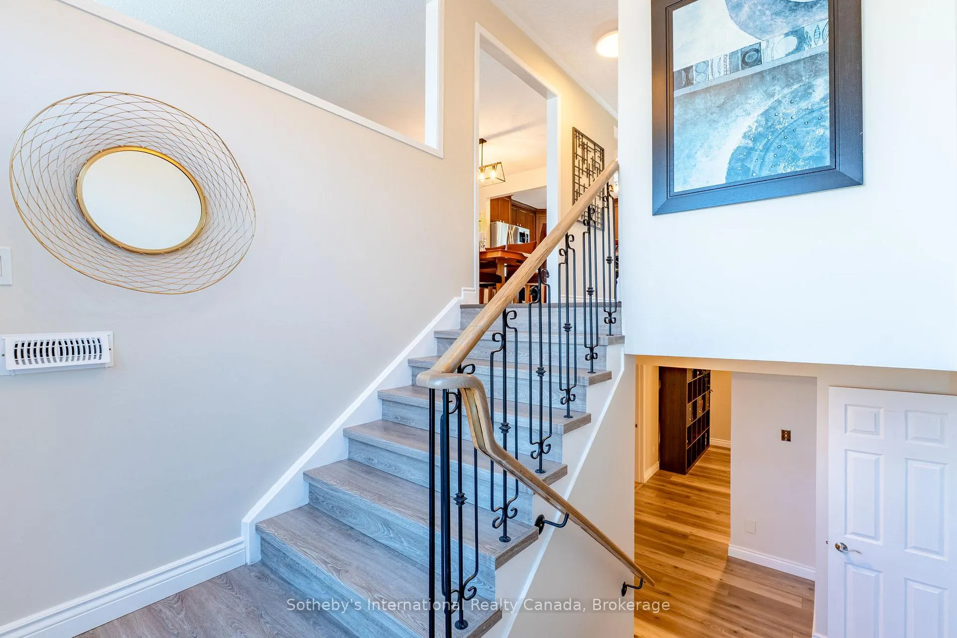 Photo 3 of 299 Harvie Road, Barrie, Holly — HOMEH