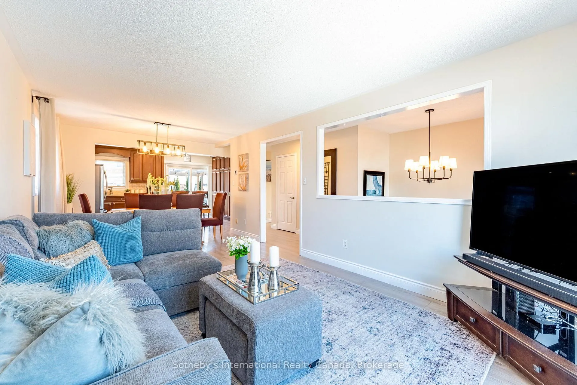 Photo 4 of 299 Harvie Road, Barrie, Holly — HOMEH