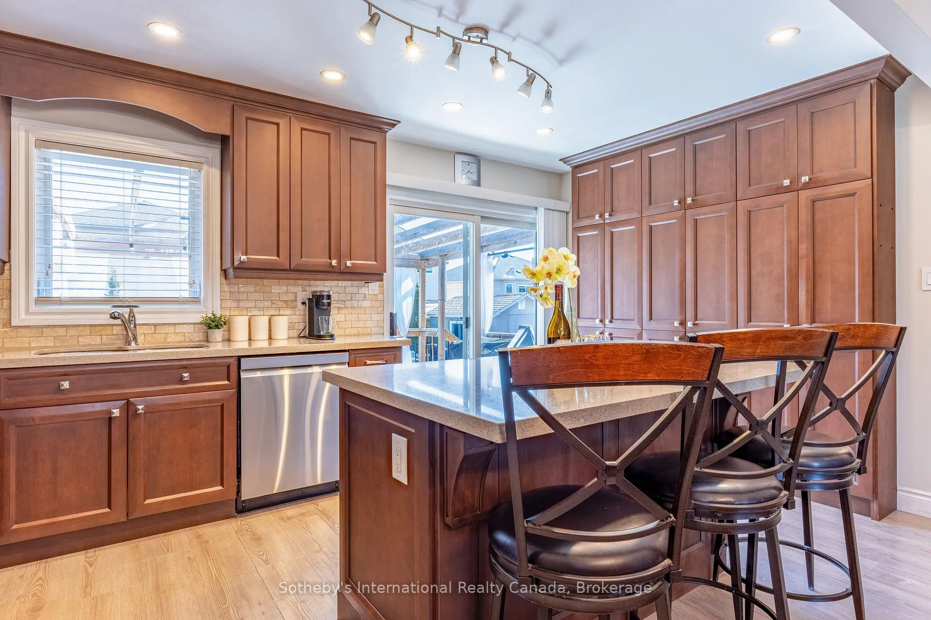 Photo 7 of 299 Harvie Road, Barrie, Holly — HOMEH