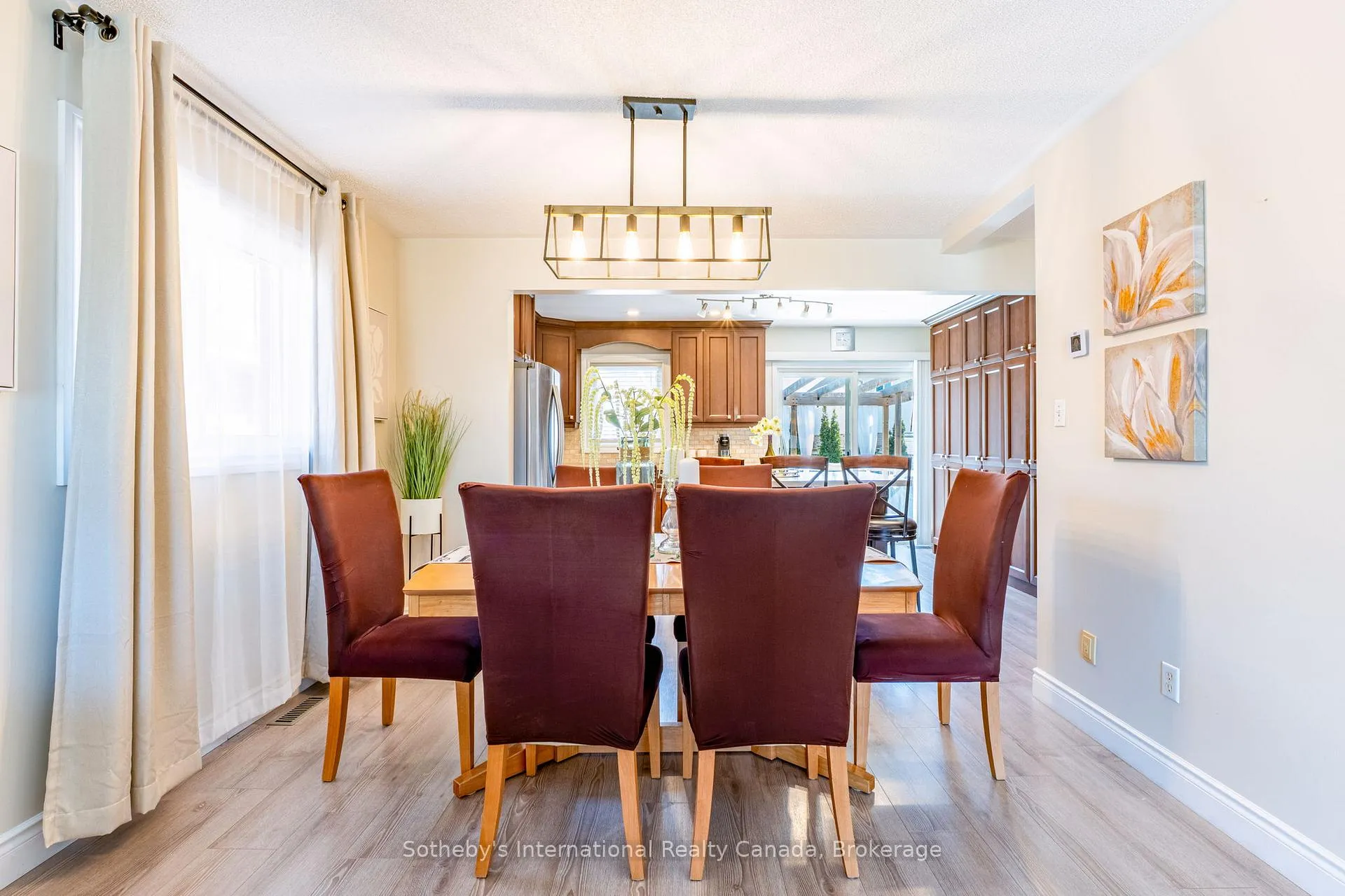 Photo 10 of 299 Harvie Road, Barrie, Holly — HOMEH
