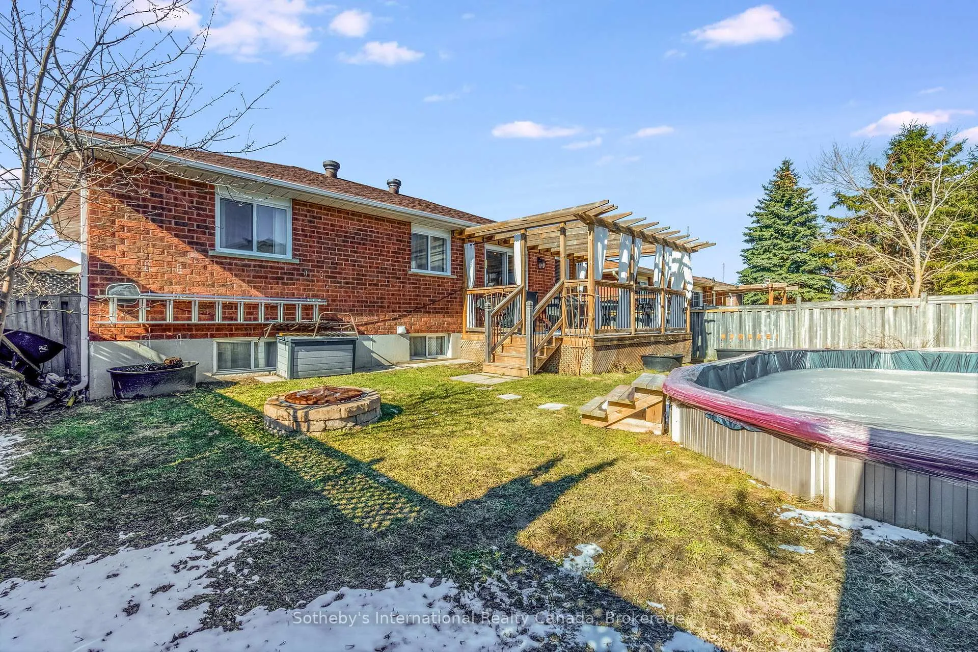 Photo 34 of 299 Harvie Road, Barrie, Holly — HOMEH