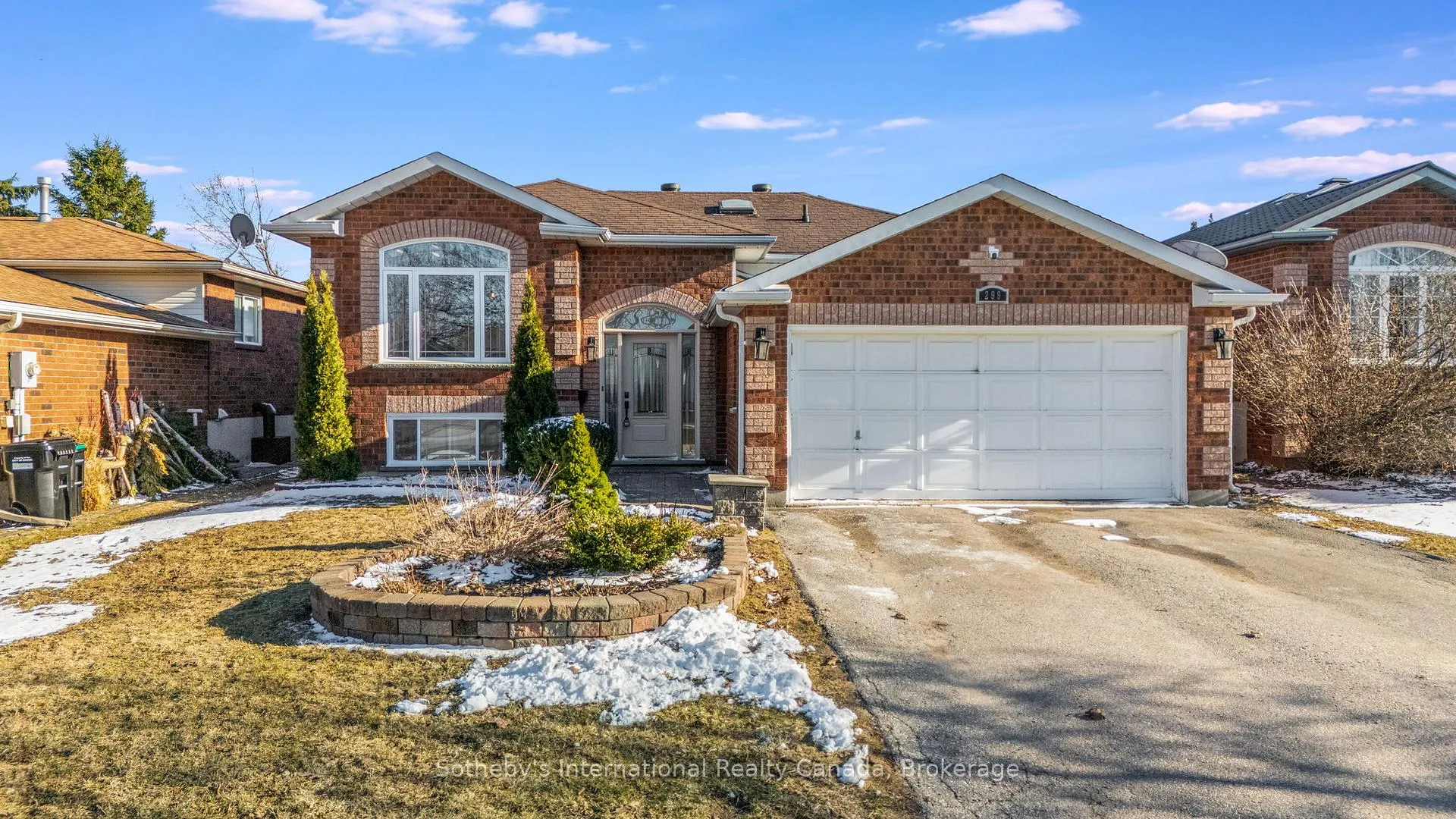 Photo 39 of 299 Harvie Road, Barrie, Holly — HOMEH