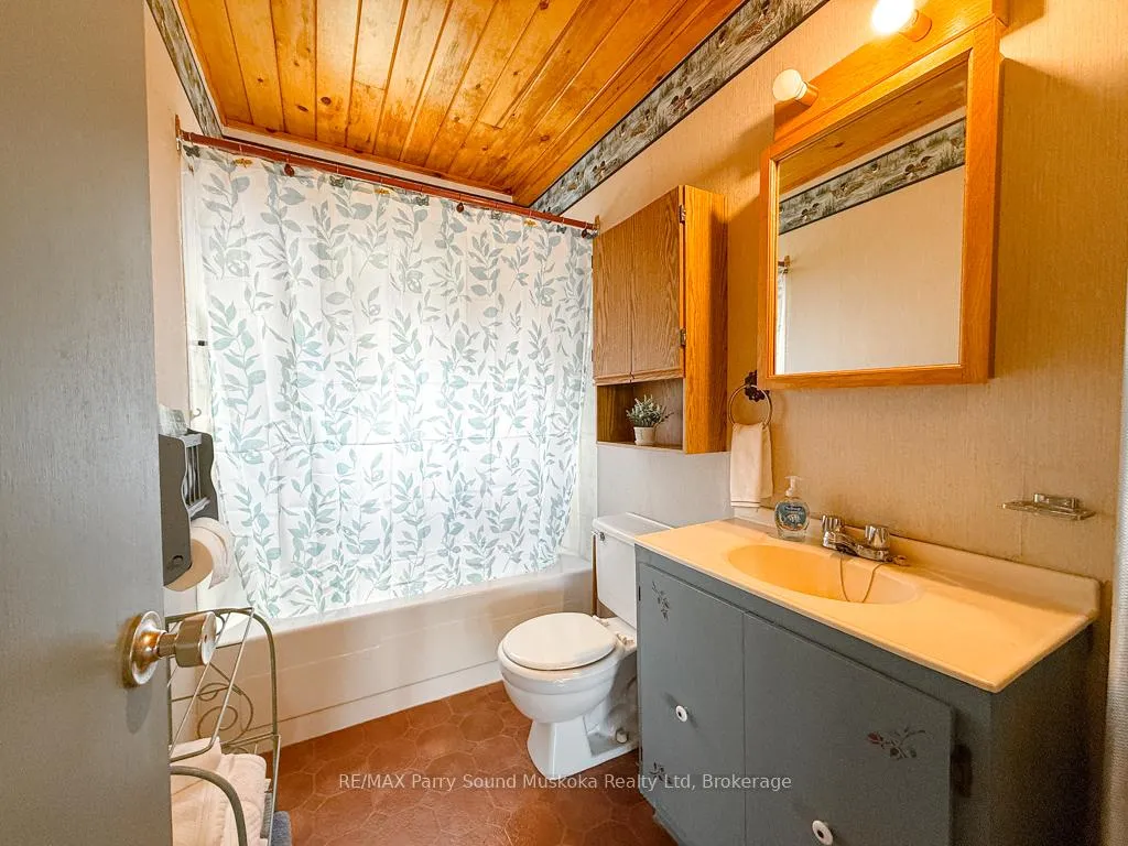 Photo 38 of 43 Bears Paw, Whitestone, Hagerman — HOMEH