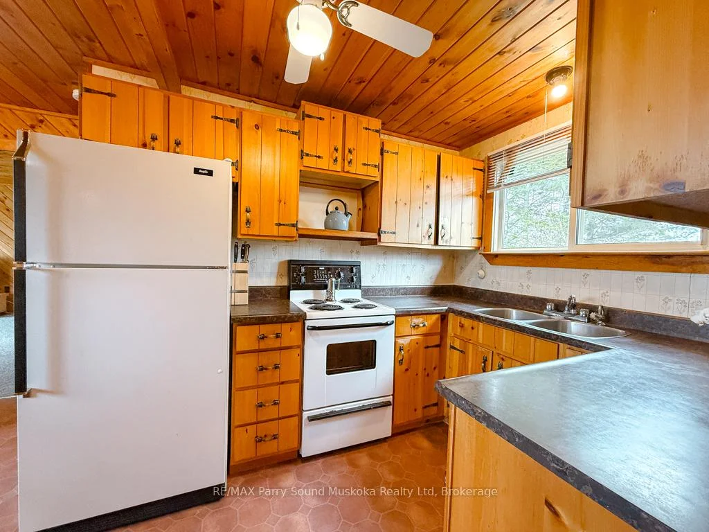 Photo 14 of 43 Bears Paw, Whitestone, Hagerman — HOMEH