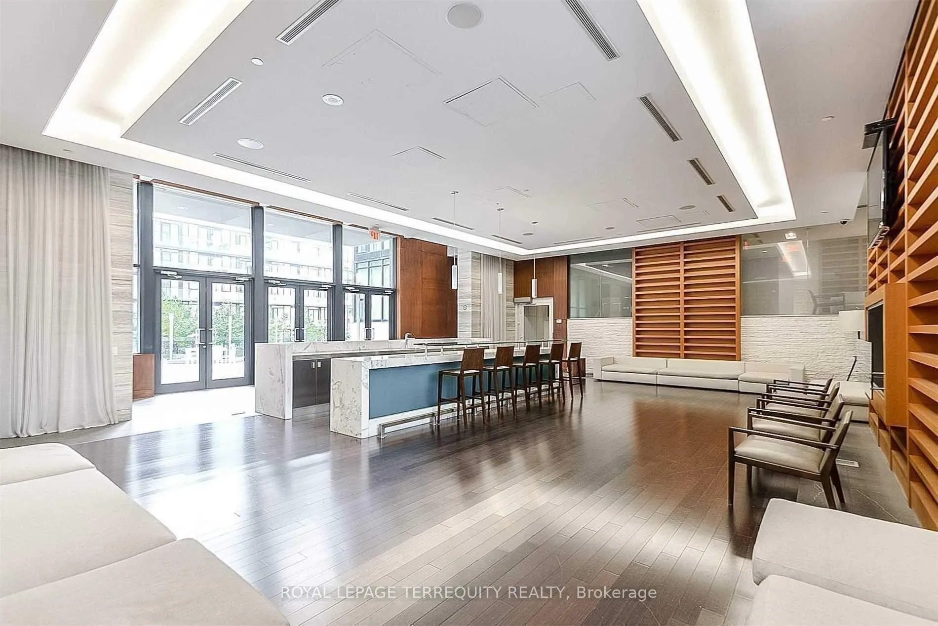 Photo 13 of Unit 1009, 8 Telegram Mews Drive, Toronto, Waterfront Communities — HOMEH