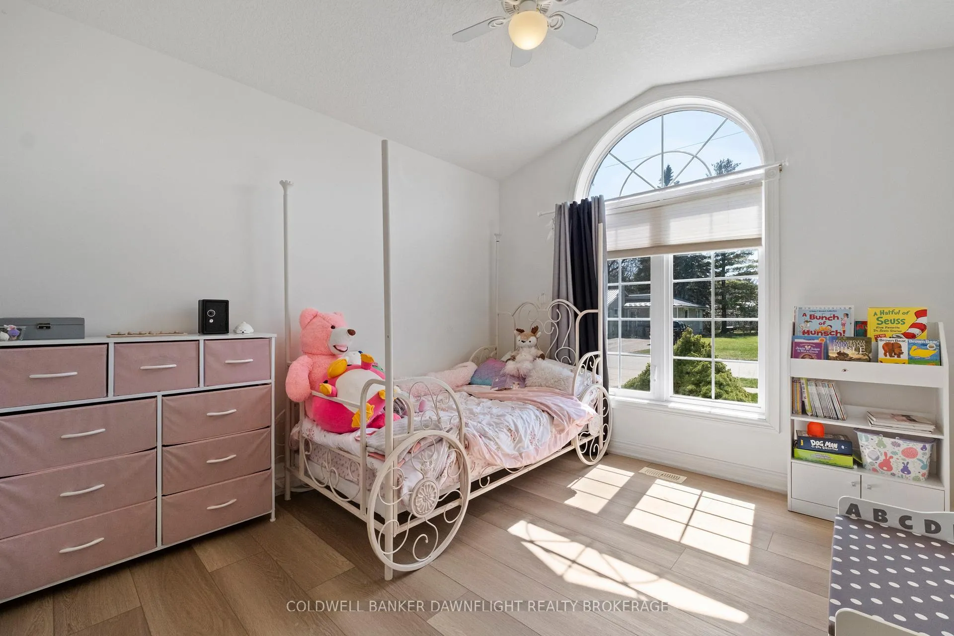 Photo 19 of 148 Broadway Street, North Middlesex, Parkhill — HOMEH