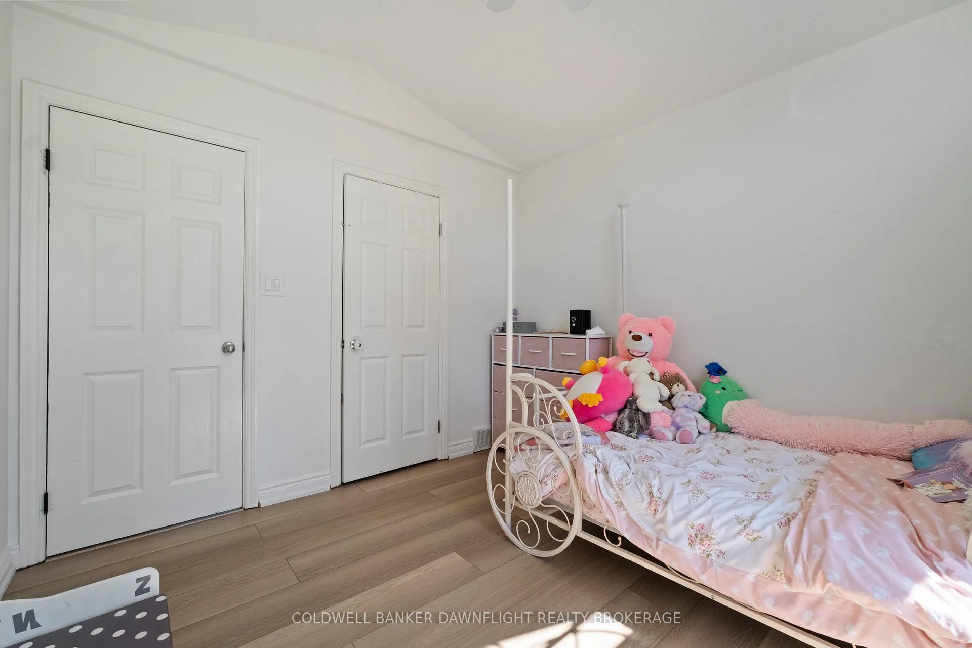 Photo 20 of 148 Broadway Street, North Middlesex, Parkhill — HOMEH