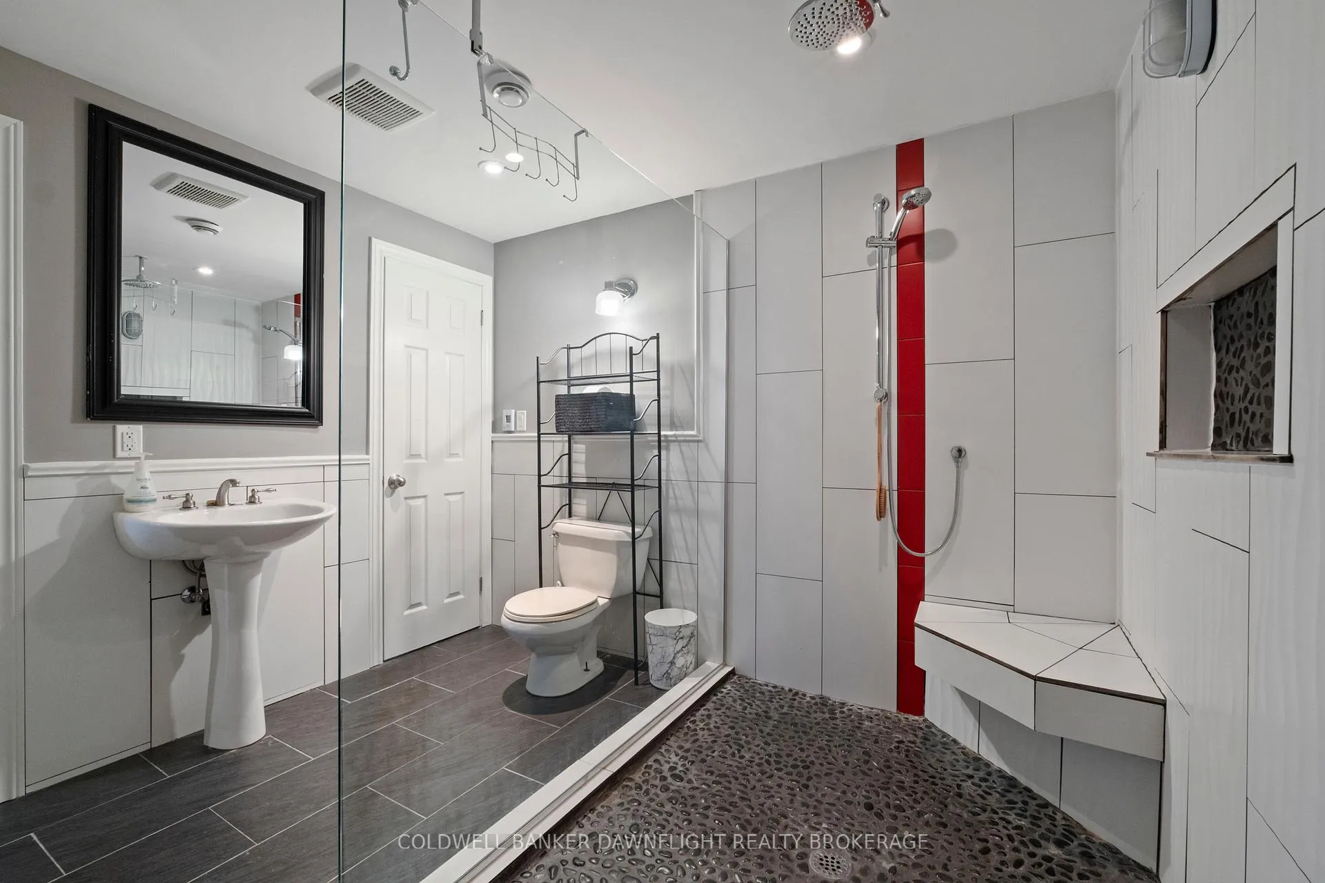 Photo 37 of 148 Broadway Street, North Middlesex, Parkhill — HOMEH