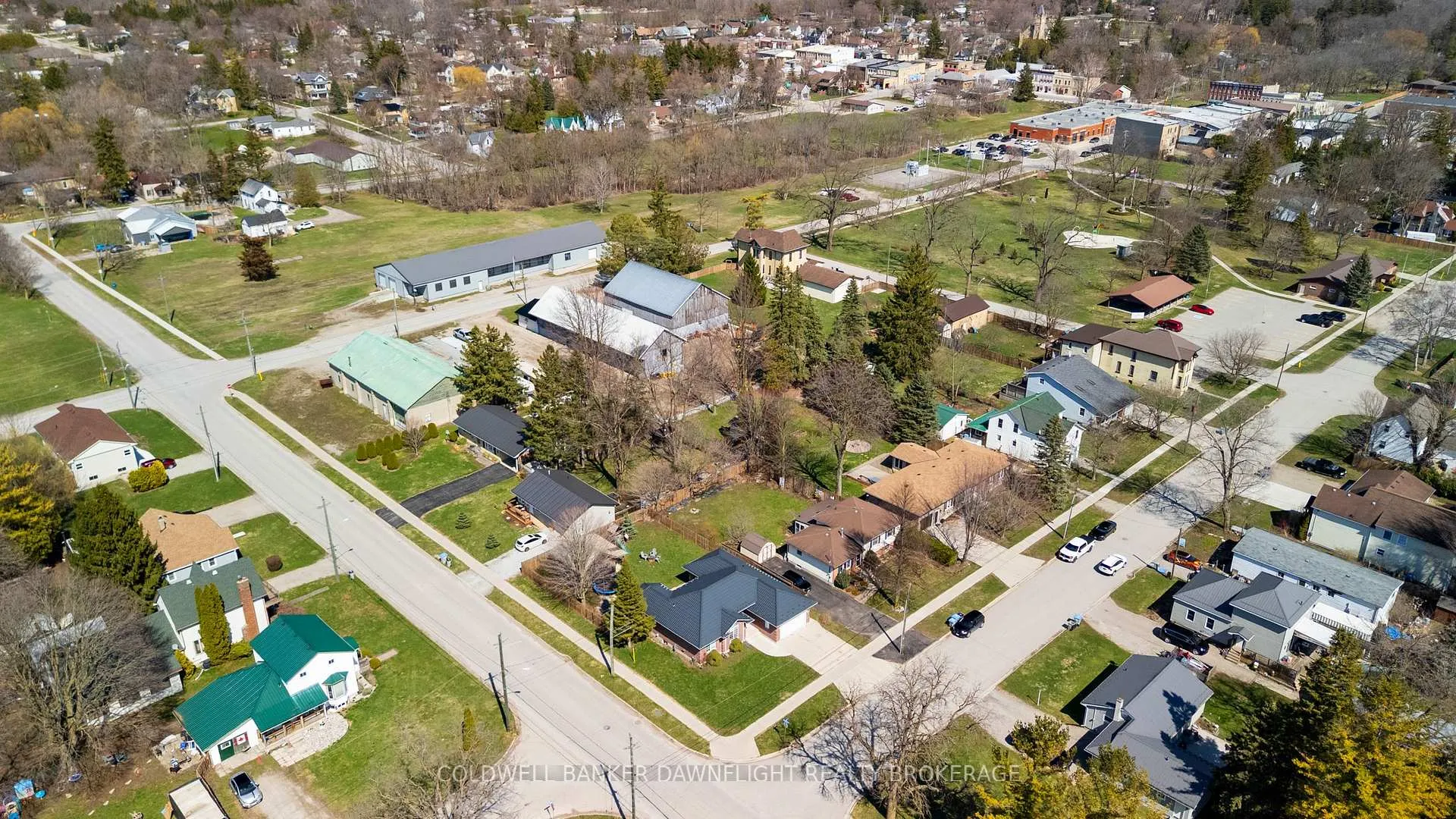 Photo 49 of 148 Broadway Street, North Middlesex, Parkhill — HOMEH