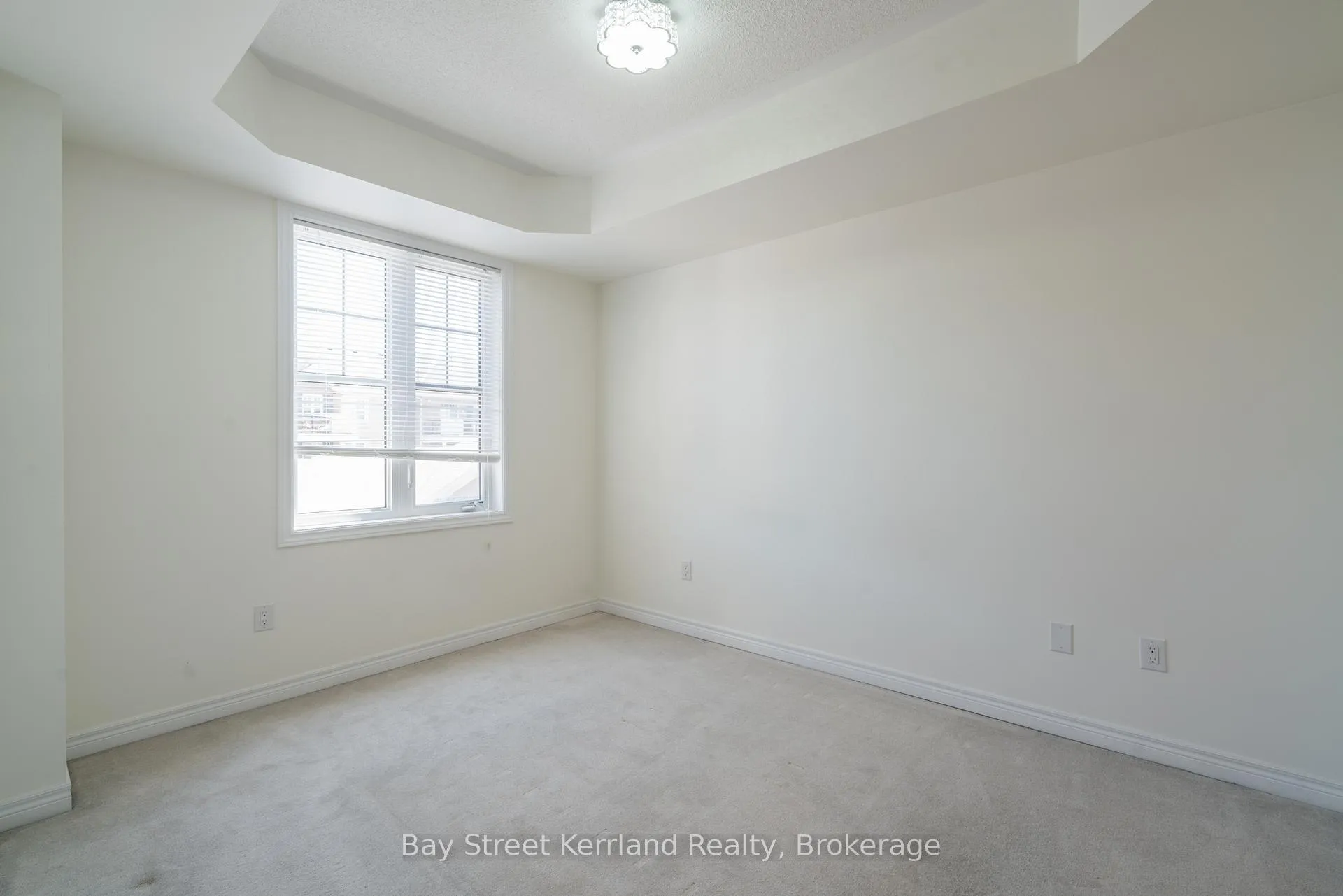 Photo 11 of Unit 203, 269 Georgian Drive, Oakville, River Oaks — HOMEH