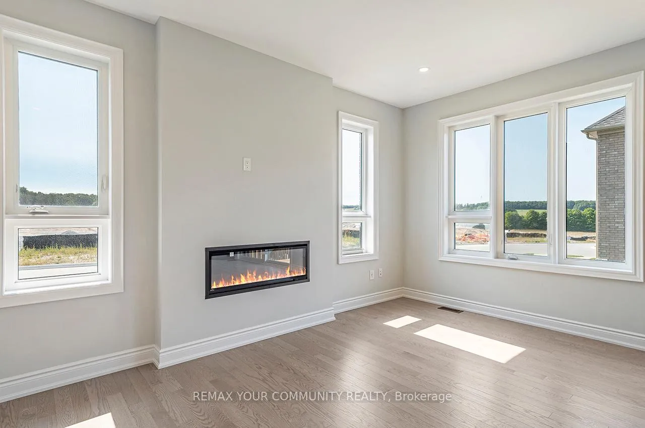 Photo 14 of 49 Periwinkle Road, Springwater, Midhurst — HOMEH