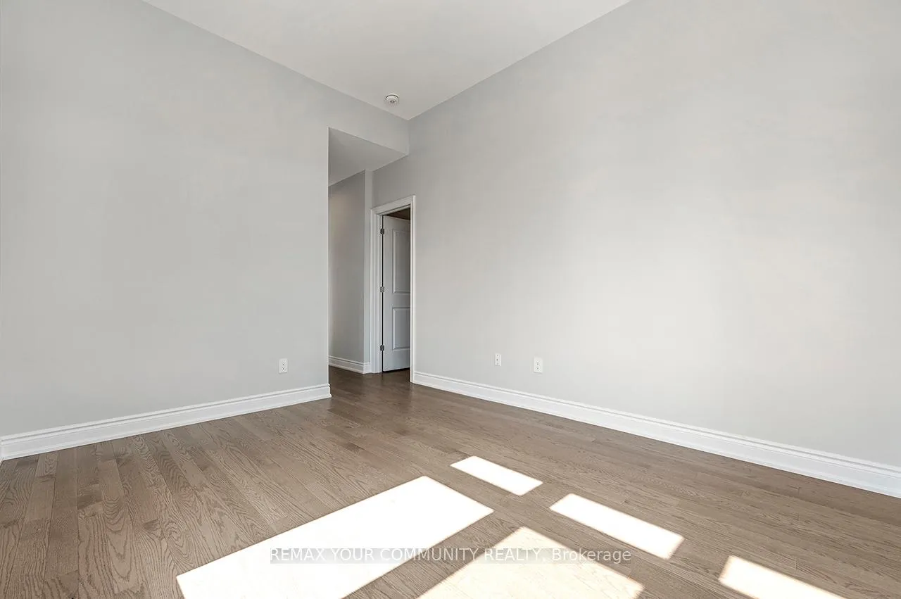 Photo 23 of 49 Periwinkle Road, Springwater, Midhurst — HOMEH