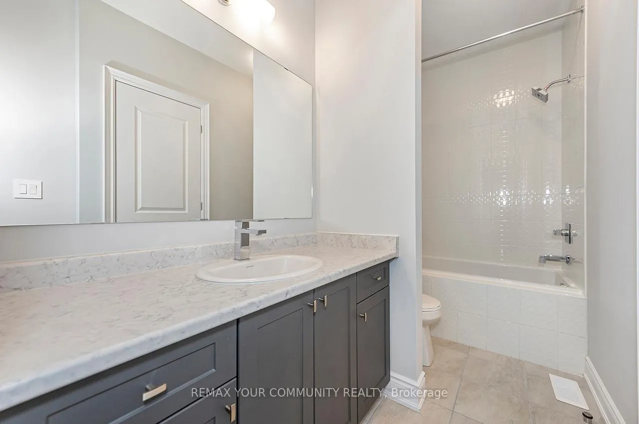 Photo 34 of 49 Periwinkle Road, Springwater, Midhurst — HOMEH