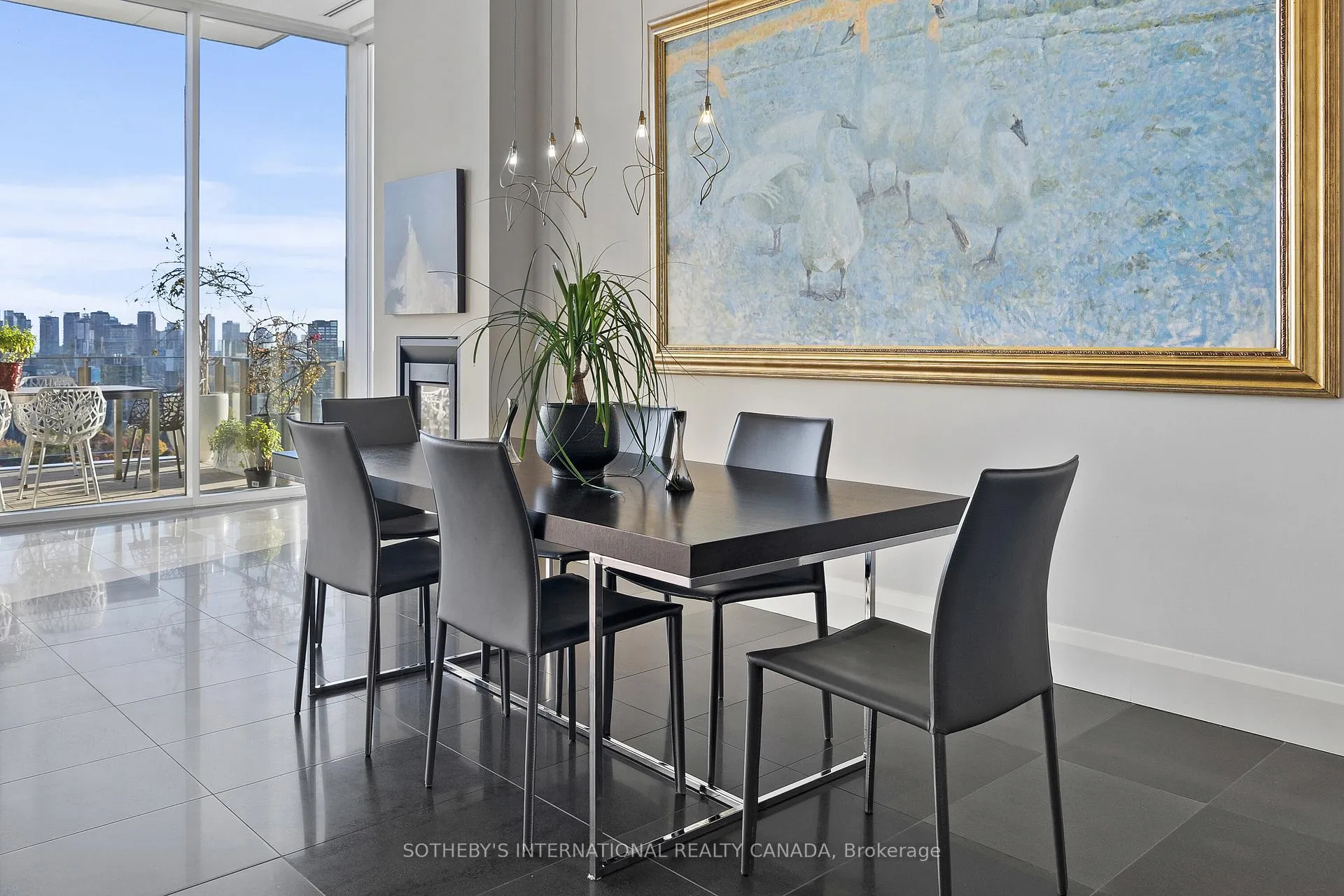 Photo 10 of Unit 1700, 155 Cumberland Street, Toronto, The Annex — HOMEH