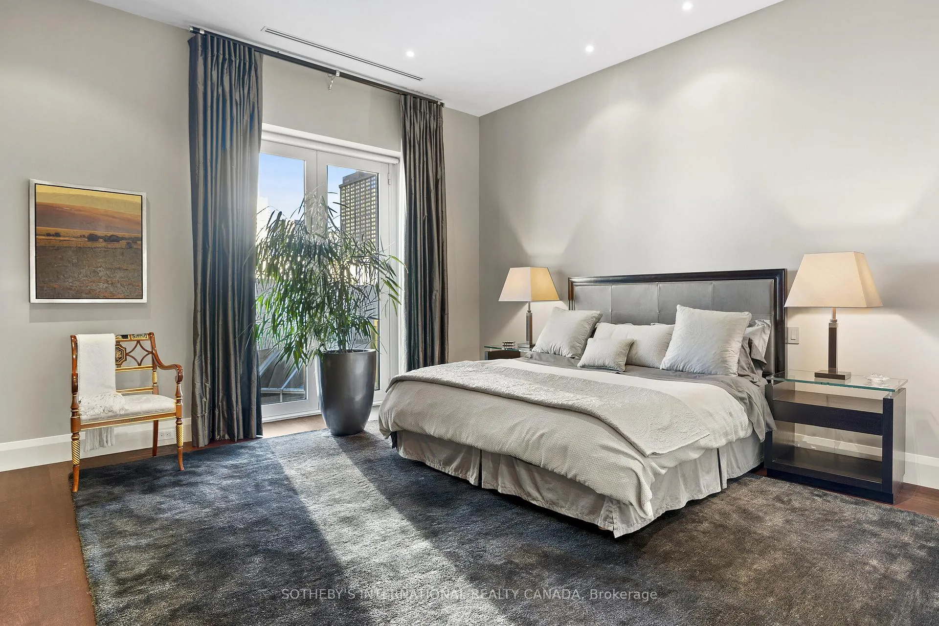 Photo 18 of Unit 1700, 155 Cumberland Street, Toronto, The Annex — HOMEH