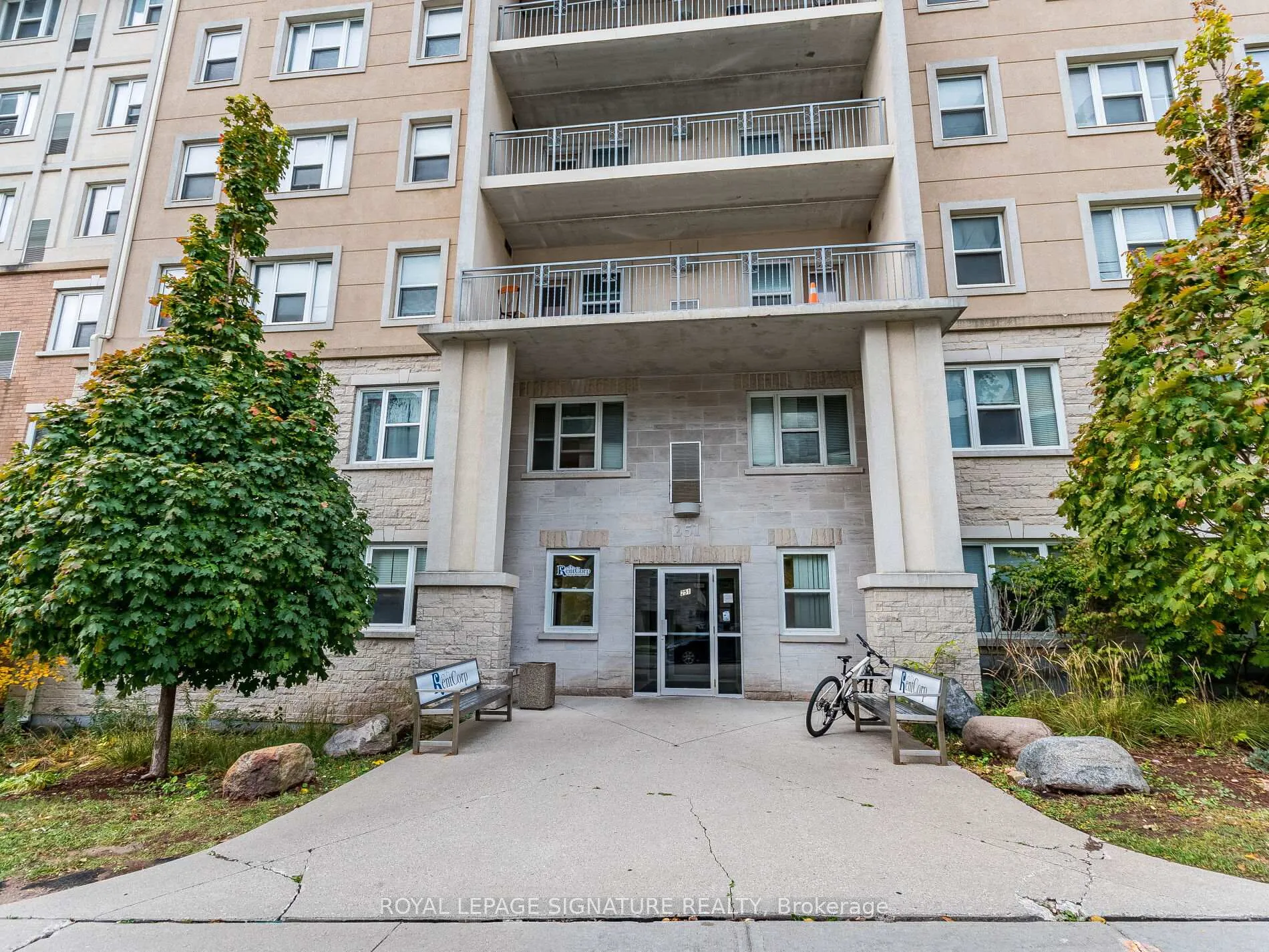 Photo 4 of Unit 203, 251 Lester Street, Waterloo, Downtown Waterloo — HOMEH