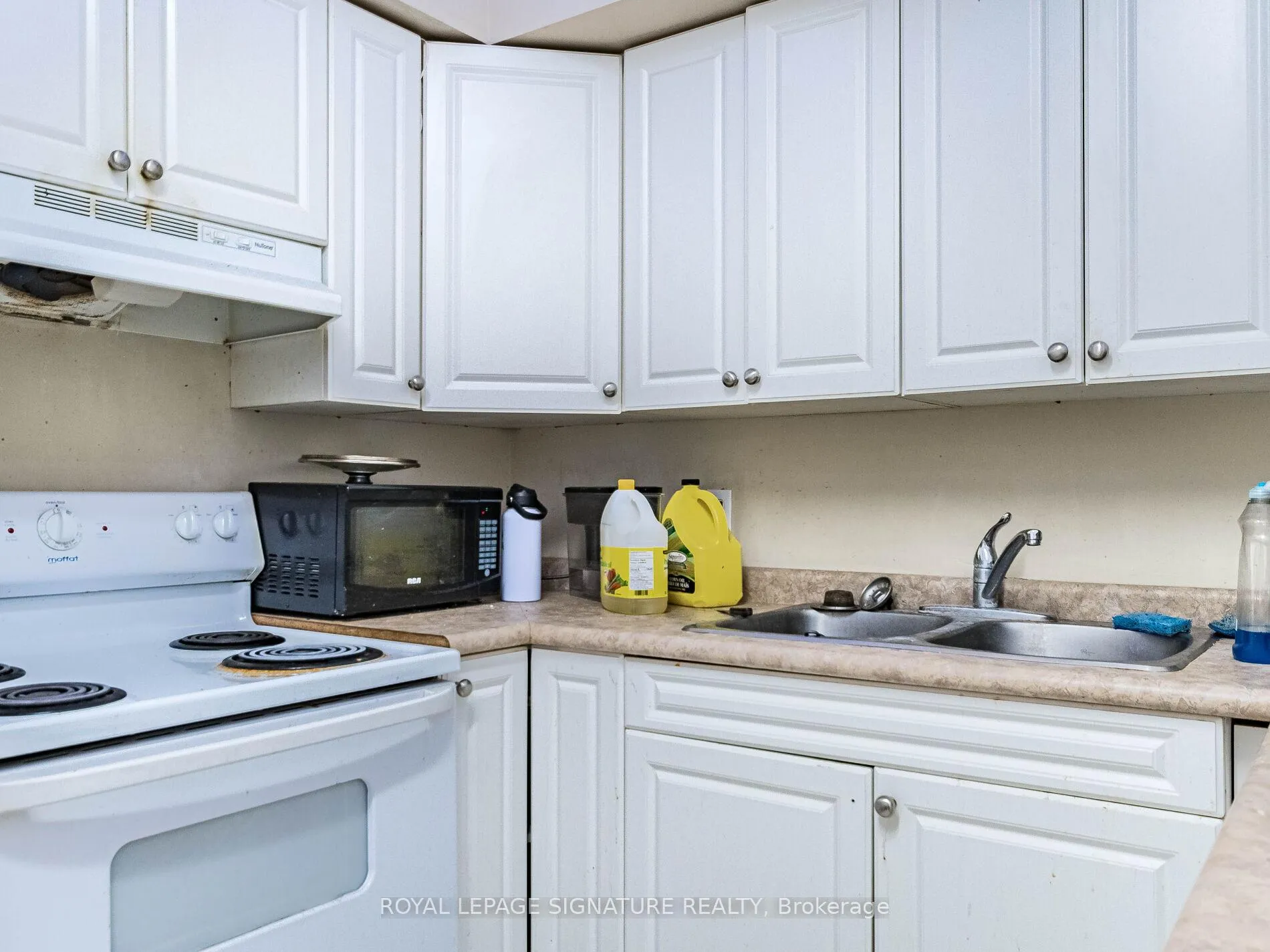 Photo 8 of Unit 203, 251 Lester Street, Waterloo, Downtown Waterloo — HOMEH