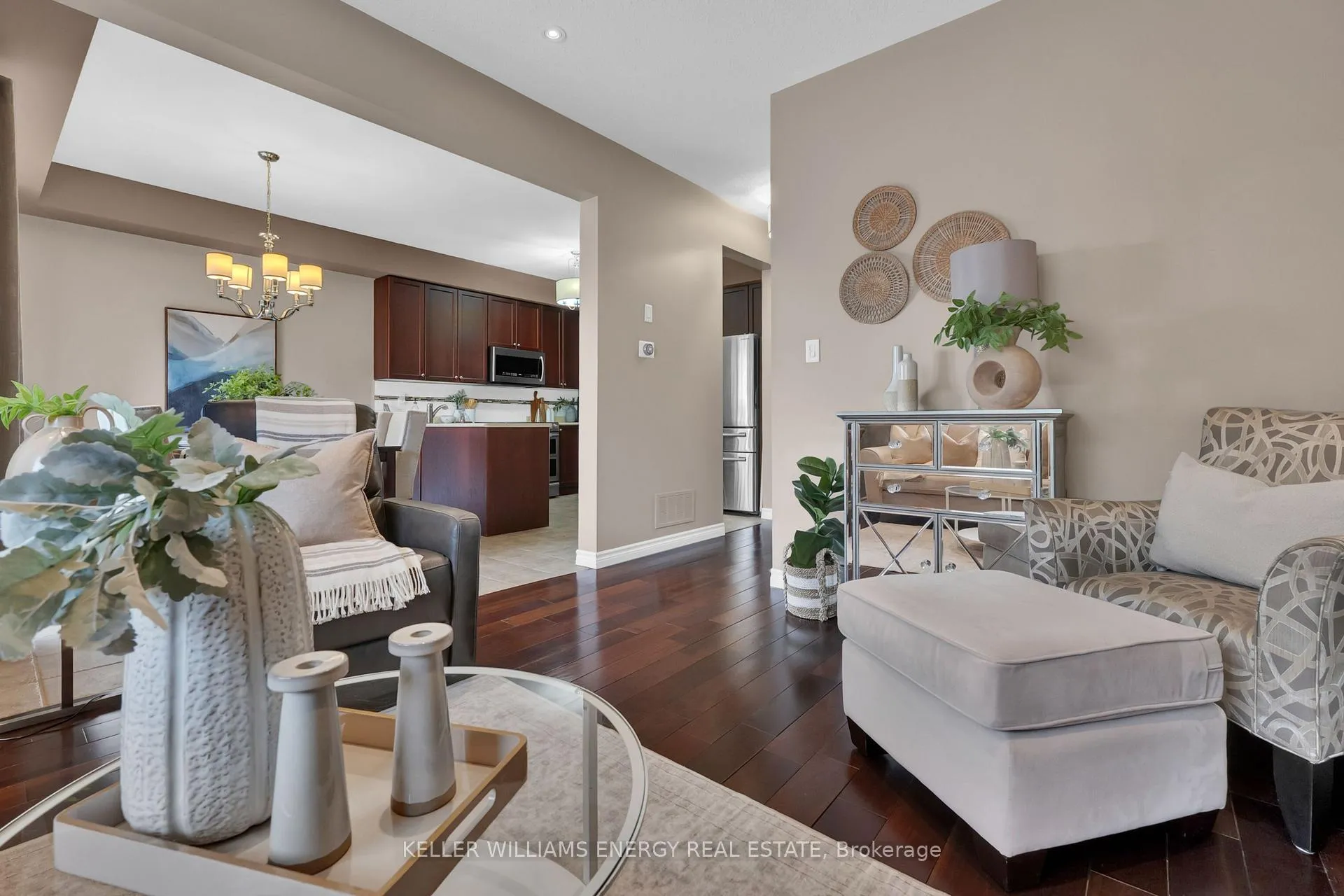 Photo 20 of 1307 MacInally Court, Oshawa, Pinecrest — HOMEH