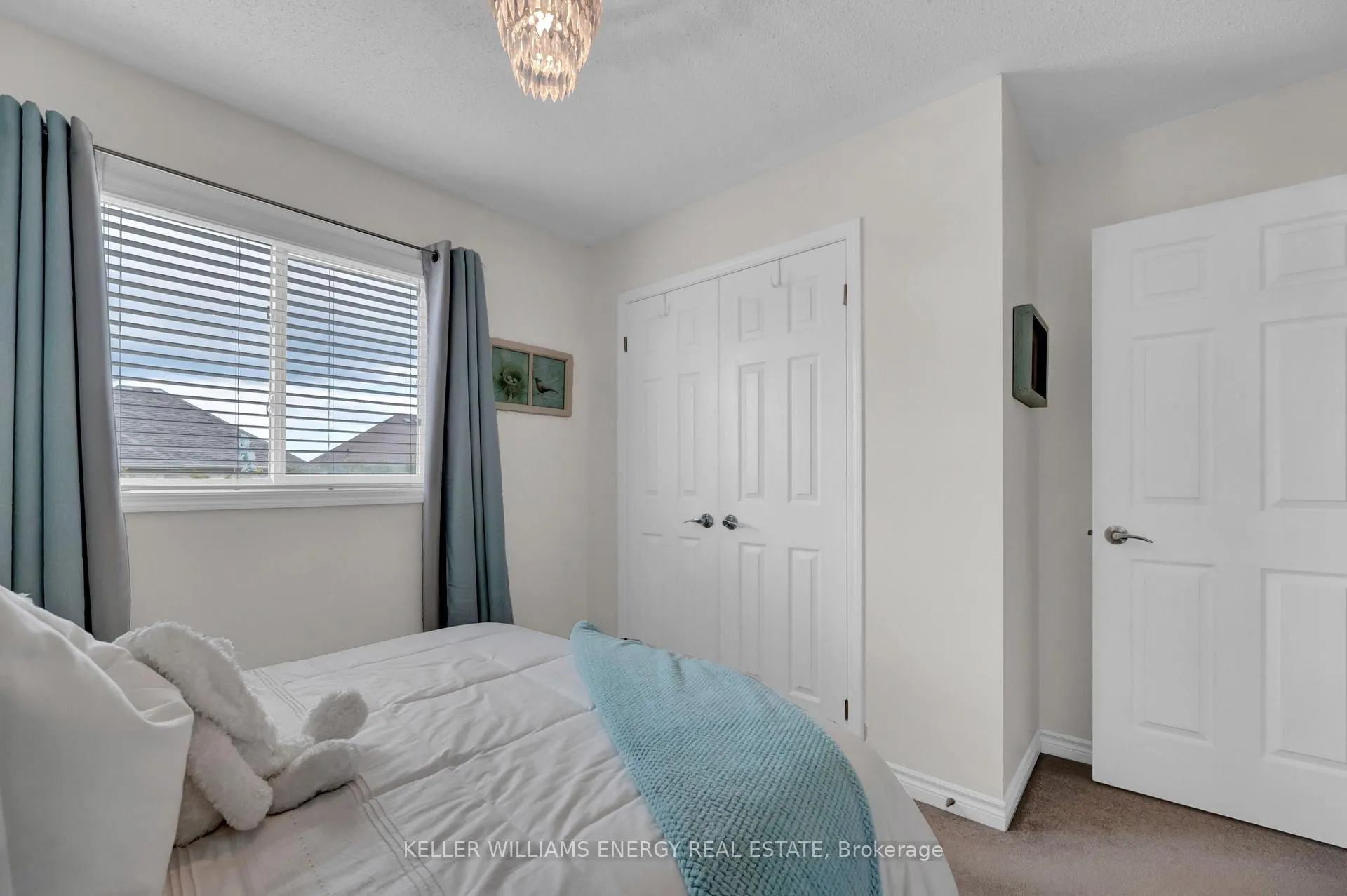 Photo 29 of 1307 MacInally Court, Oshawa, Pinecrest — HOMEH