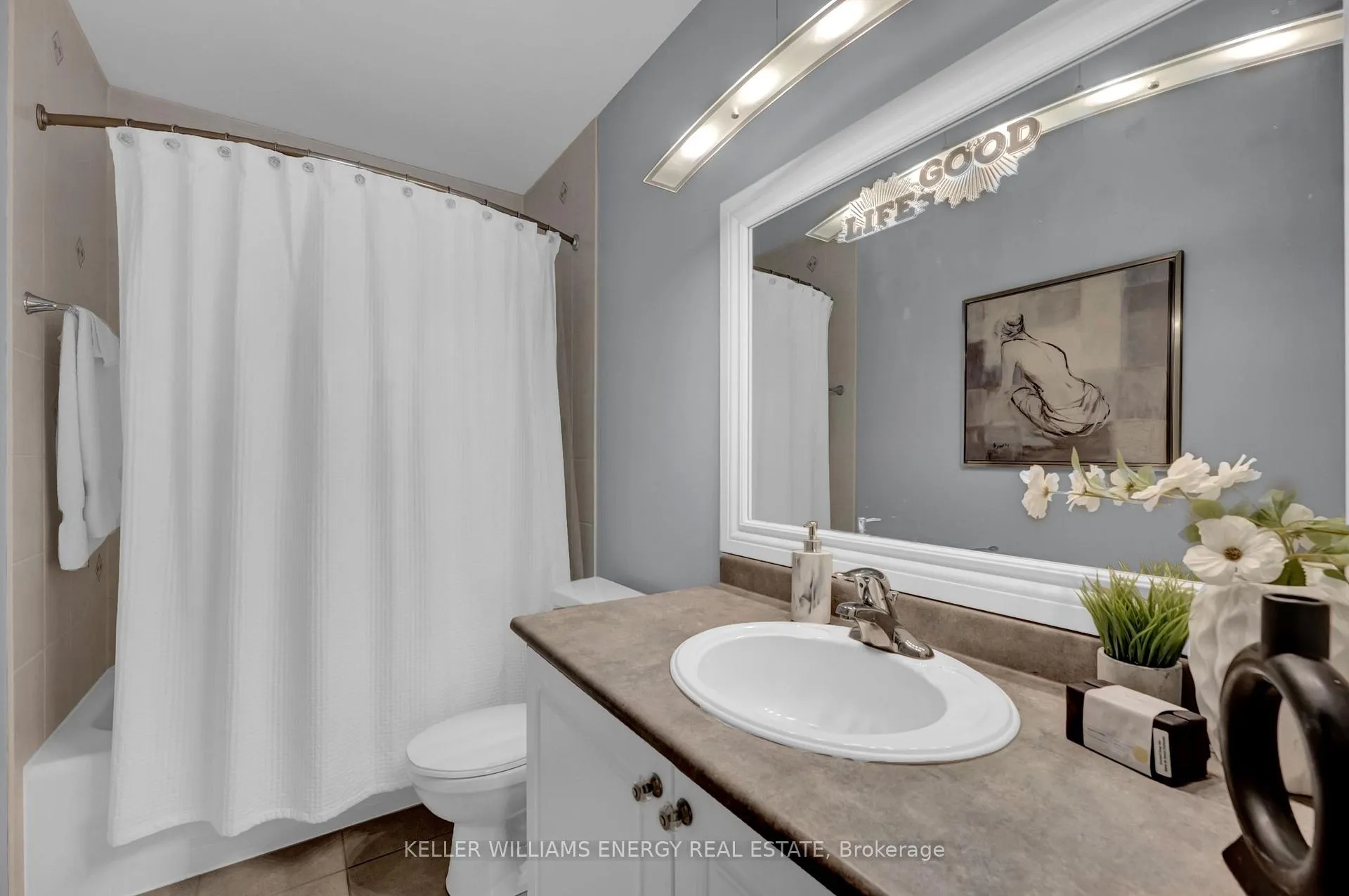 Photo 32 of 1307 MacInally Court, Oshawa, Pinecrest — HOMEH