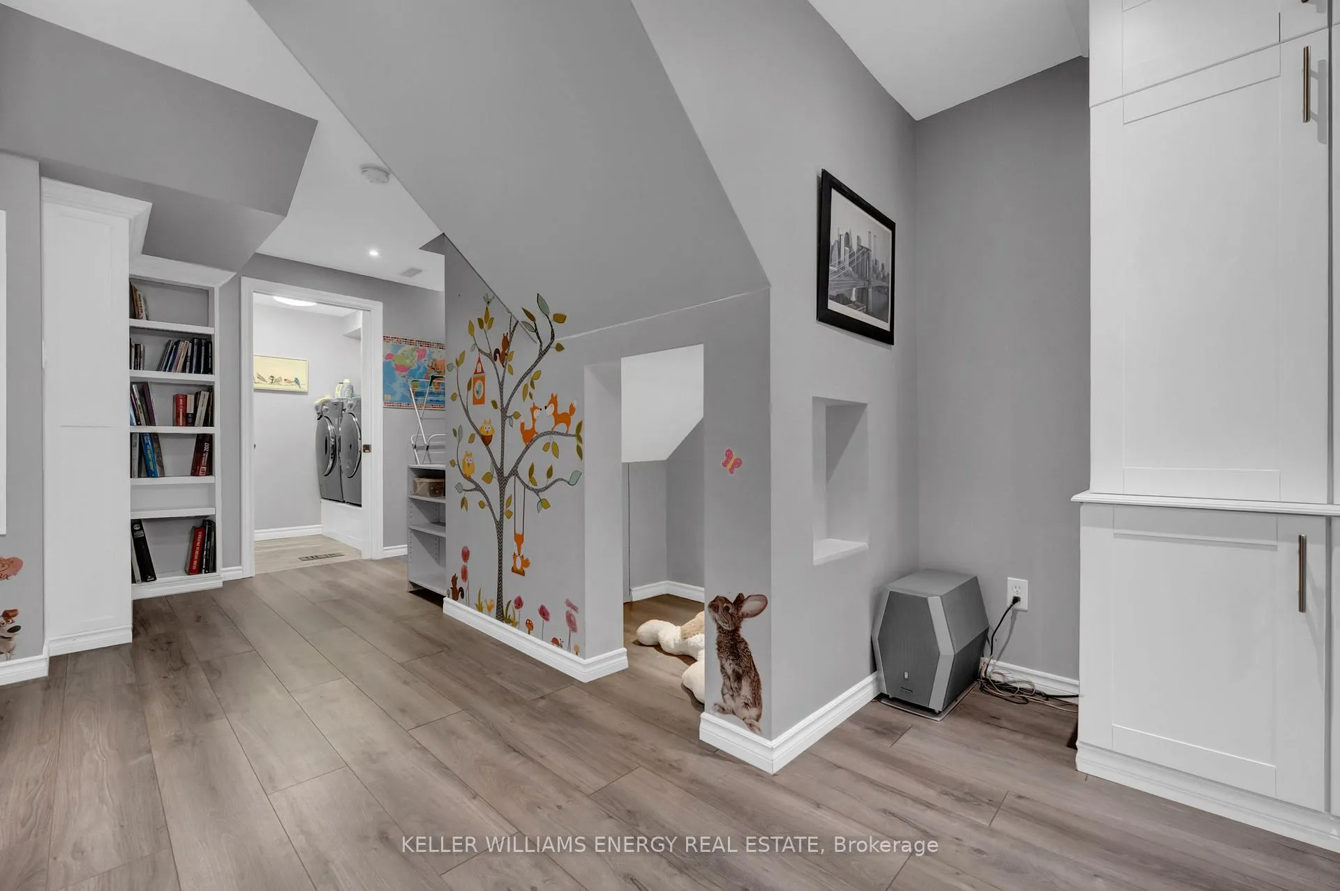 Photo 40 of 1307 MacInally Court, Oshawa, Pinecrest — HOMEH