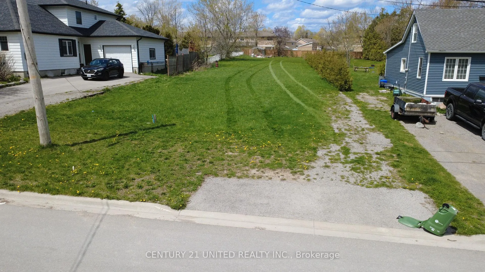 Photo 9 of George Street E, Kawartha Lakes, Lindsay — HOMEH